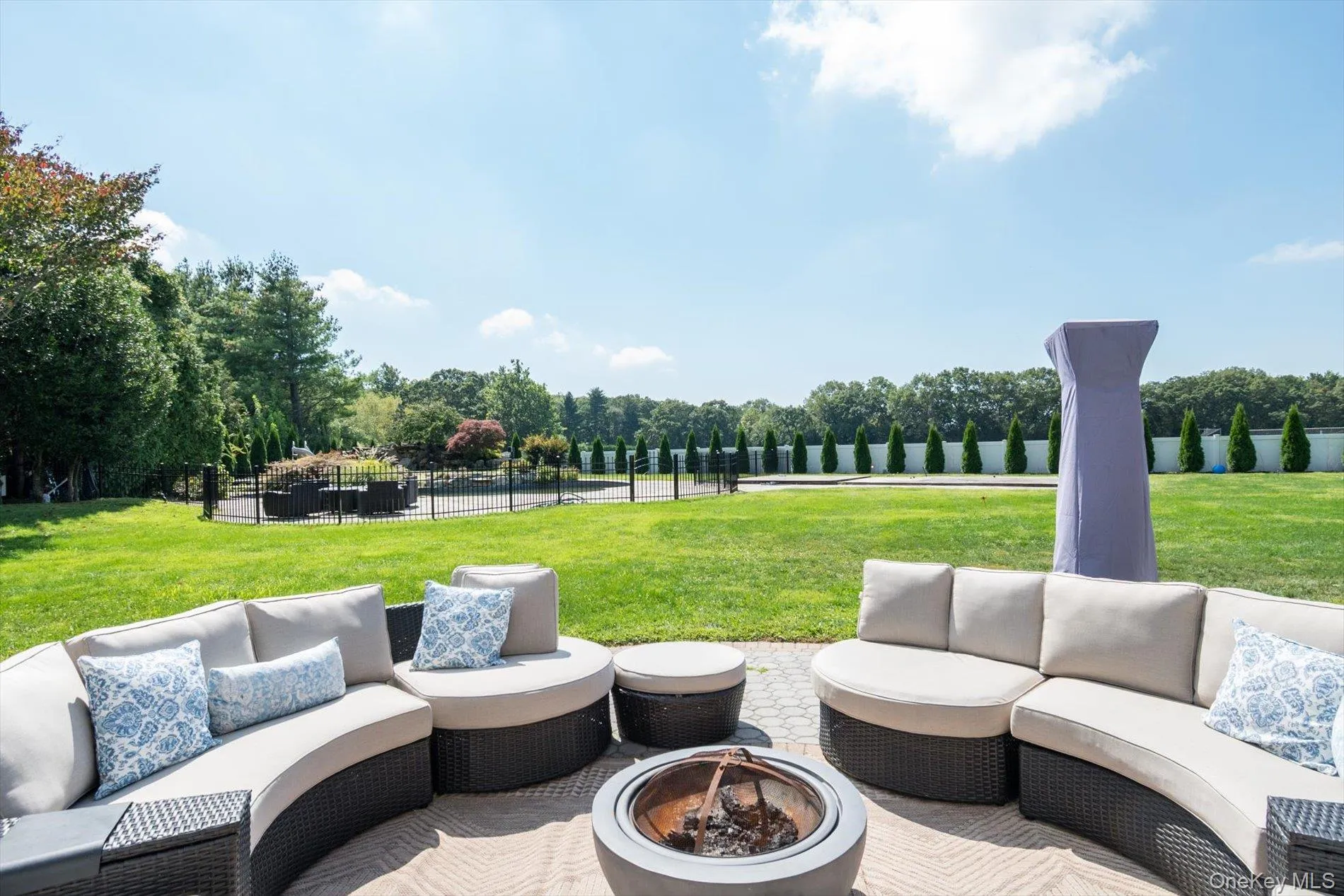 26 Legends Circle, Huntington, NY, 6 Bedrooms Bedrooms, 13 Rooms Rooms,5 BathroomsBathrooms,Residential,For Rent,Legends,0,KEY1016607 26 Legends Circle, Huntington, NY, 6 Bedrooms Bedrooms, 13 Rooms Rooms,5 BathroomsBathrooms,Residential,For Rent,Legends,0,KEY1016607
