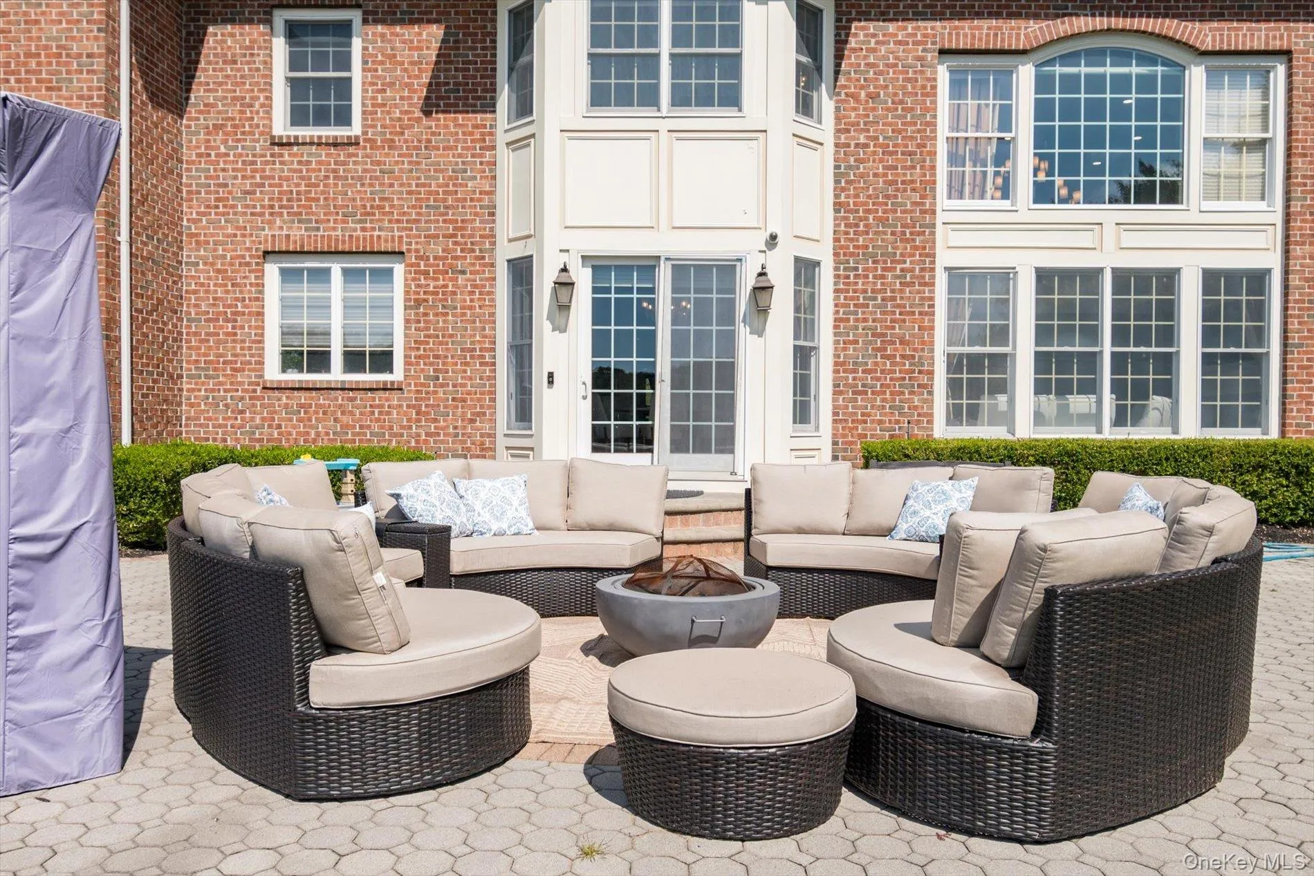 26 Legends Circle, Huntington, NY, 6 Bedrooms Bedrooms, 13 Rooms Rooms,5 BathroomsBathrooms,Residential,For Rent,Legends,0,KEY1016607 26 Legends Circle, Huntington, NY, 6 Bedrooms Bedrooms, 13 Rooms Rooms,5 BathroomsBathrooms,Residential,For Rent,Legends,0,KEY1016607