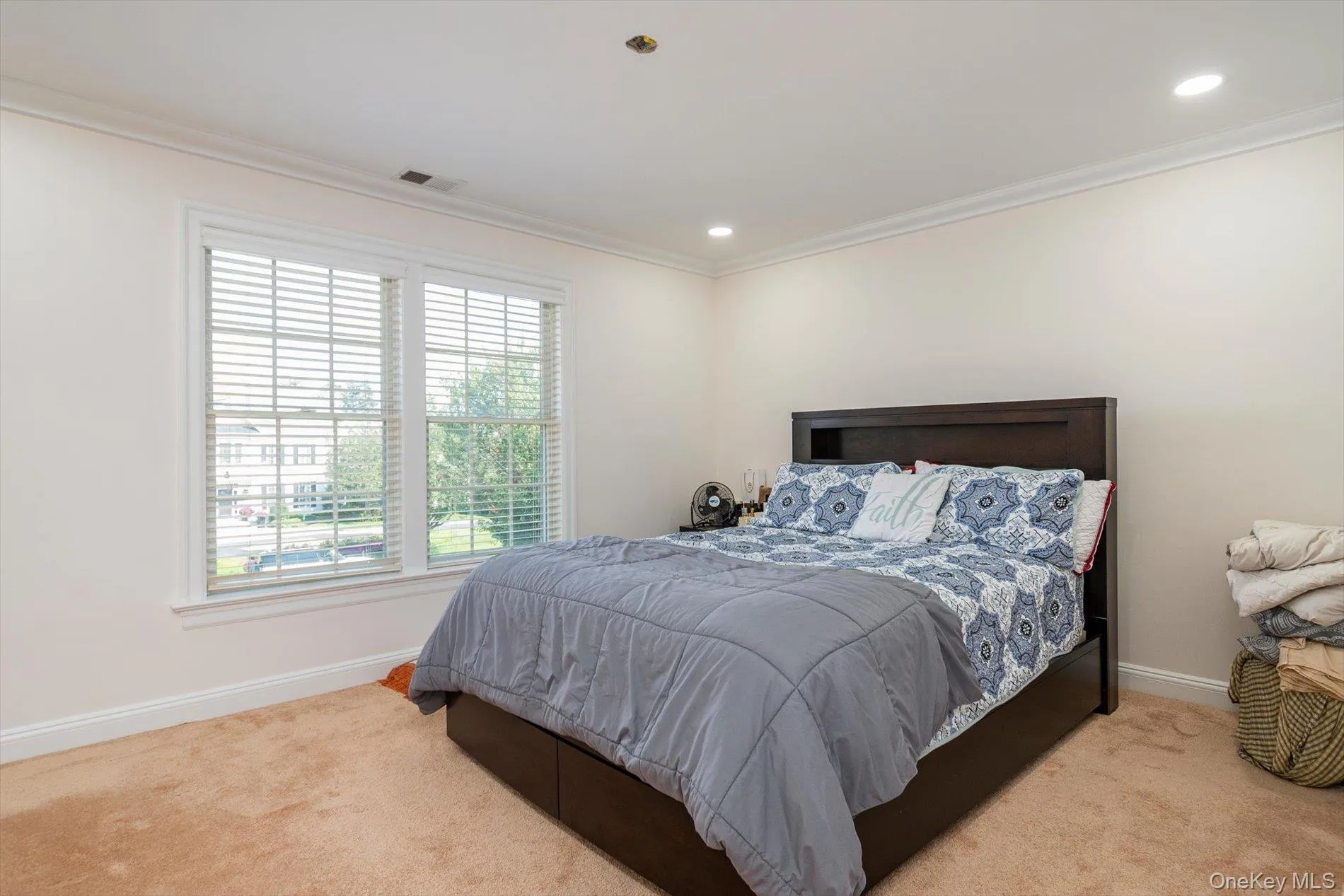 26 Legends Circle, Huntington, NY, 6 Bedrooms Bedrooms, 13 Rooms Rooms,5 BathroomsBathrooms,Residential,For Rent,Legends,0,KEY1016607 26 Legends Circle, Huntington, NY, 6 Bedrooms Bedrooms, 13 Rooms Rooms,5 BathroomsBathrooms,Residential,For Rent,Legends,0,KEY1016607