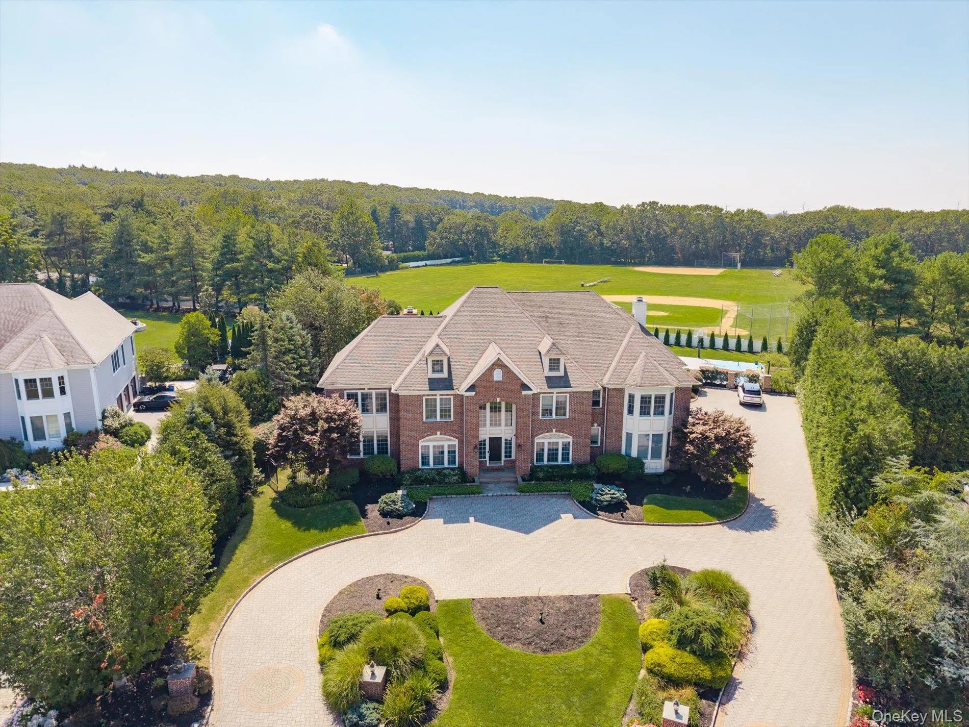26 Legends Circle, Huntington, NY, 6 Bedrooms Bedrooms, 13 Rooms Rooms,5 BathroomsBathrooms,Residential,For Rent,Legends,0,KEY1016607 26 Legends Circle, Huntington, NY, 6 Bedrooms Bedrooms, 13 Rooms Rooms,5 BathroomsBathrooms,Residential,For Rent,Legends,0,KEY1016607