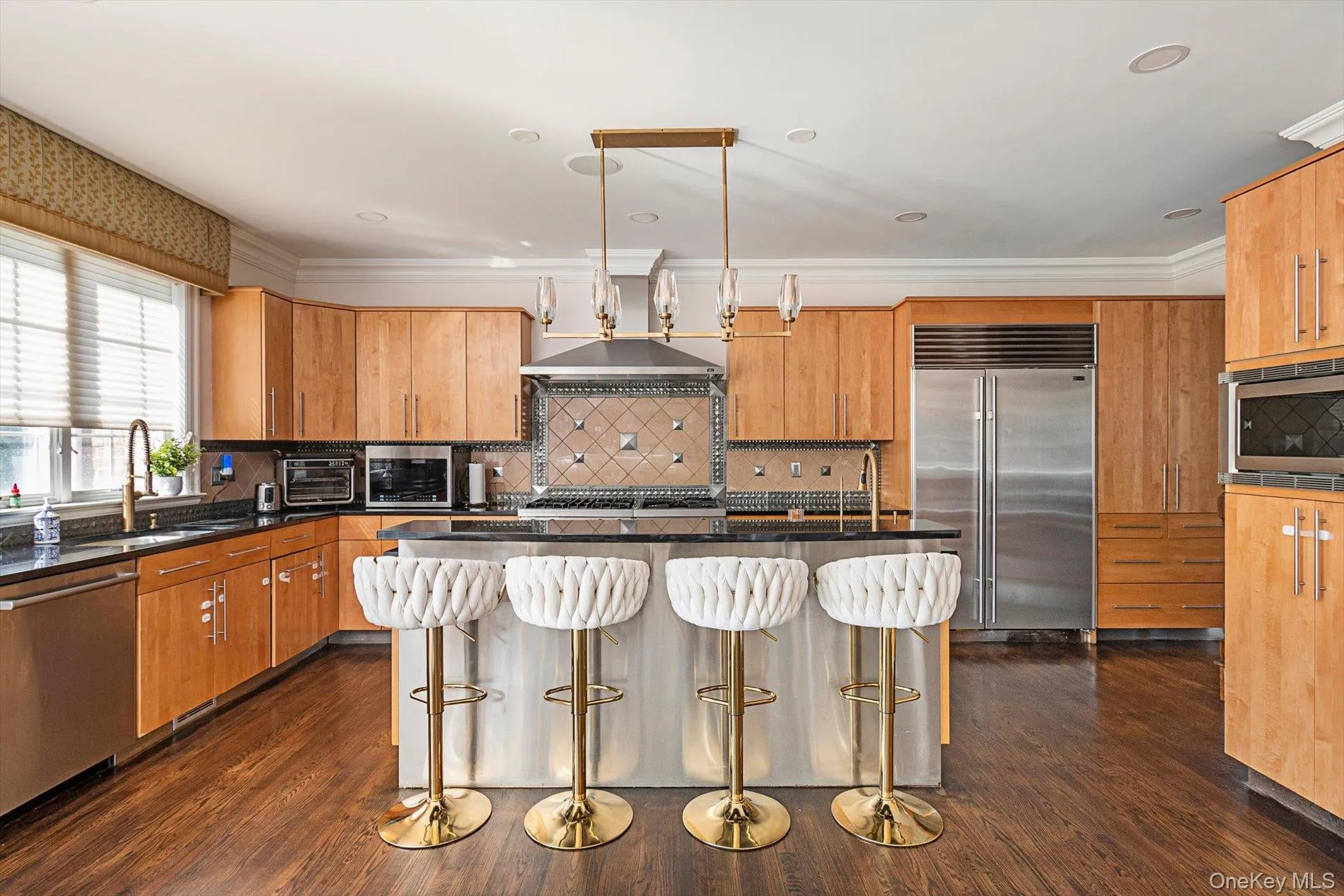 26 Legends Circle, Huntington, NY, 6 Bedrooms Bedrooms, 13 Rooms Rooms,5 BathroomsBathrooms,Residential,For Rent,Legends,0,KEY1016607 26 Legends Circle, Huntington, NY, 6 Bedrooms Bedrooms, 13 Rooms Rooms,5 BathroomsBathrooms,Residential,For Rent,Legends,0,KEY1016607