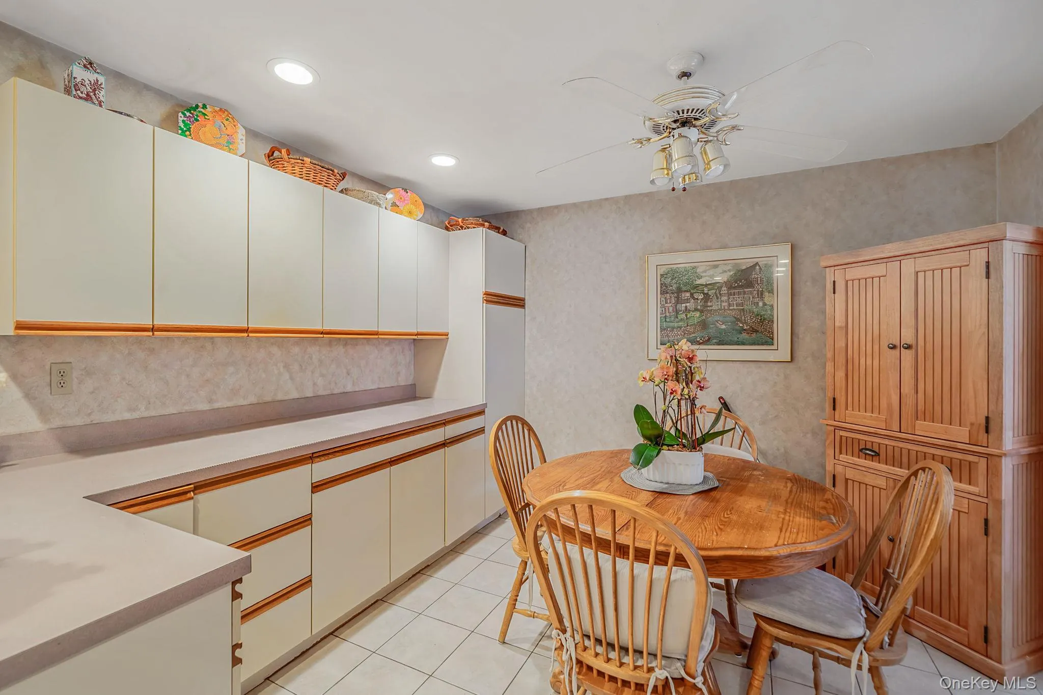 15 Edwin Avenue, Brookhaven, NY, 4 Bedrooms Bedrooms, 9 Rooms Rooms,2 BathroomsBathrooms,Residential,For Rent,Edwin,0,1016610 15 Edwin Avenue, Brookhaven, NY, 4 Bedrooms Bedrooms, 9 Rooms Rooms,2 BathroomsBathrooms,Residential,For Rent,Edwin,0,1016610