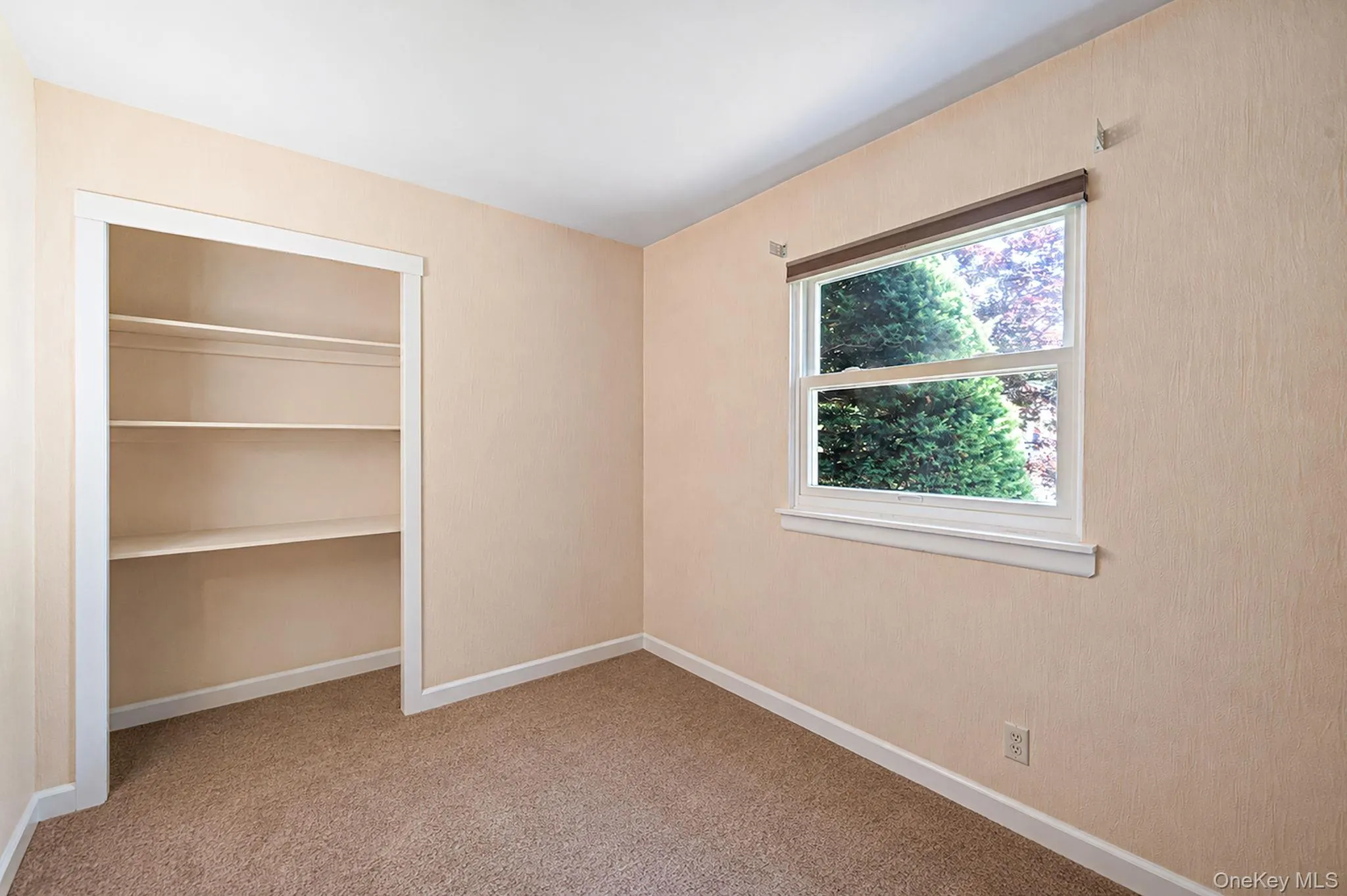 15 Edwin Avenue, Brookhaven, NY, 4 Bedrooms Bedrooms, 9 Rooms Rooms,2 BathroomsBathrooms,Residential,For Rent,Edwin,0,1016610 15 Edwin Avenue, Brookhaven, NY, 4 Bedrooms Bedrooms, 9 Rooms Rooms,2 BathroomsBathrooms,Residential,For Rent,Edwin,0,1016610