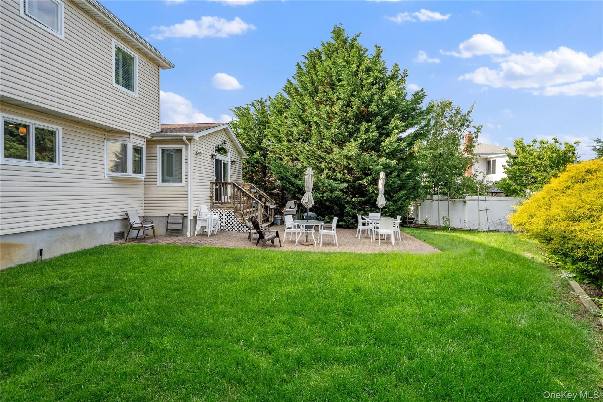34 Admiral Road, Oyster Bay, NY, 4 Bedrooms Bedrooms, 9 Rooms Rooms,2 BathroomsBathrooms,Residential,For Rent,Admiral,0,KEY1016611 34 Admiral Road, Oyster Bay, NY, 4 Bedrooms Bedrooms, 9 Rooms Rooms,2 BathroomsBathrooms,Residential,For Rent,Admiral,0,KEY1016611
