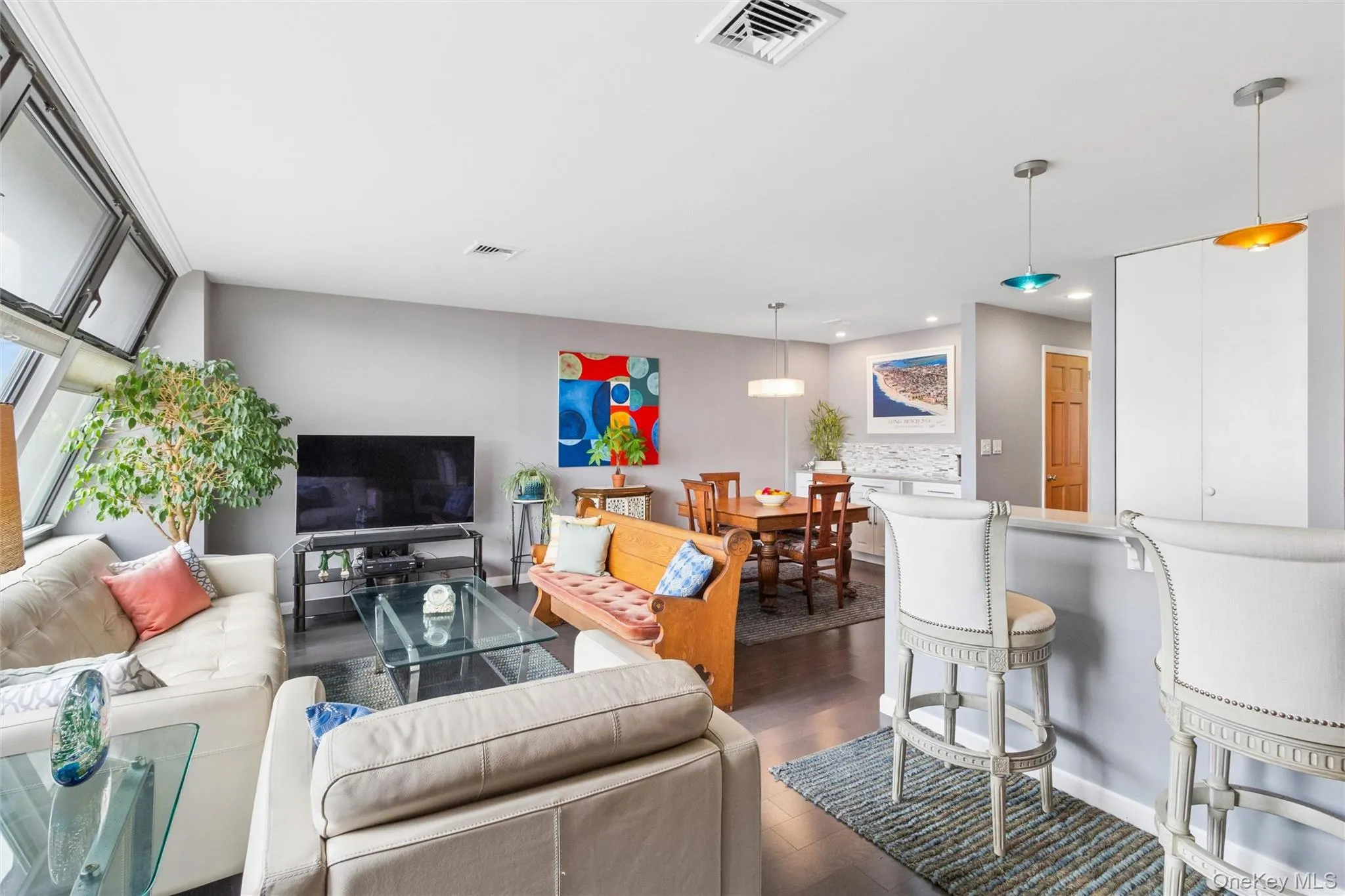 545A Broadway, Long Beach, NY, 2 Bedrooms Bedrooms, 5 Rooms Rooms,1 BathroomBathrooms,Residential,For Rent,Broadway,0,1016613 545A Broadway, Long Beach, NY, 2 Bedrooms Bedrooms, 5 Rooms Rooms,1 BathroomBathrooms,Residential,For Rent,Broadway,0,1016613