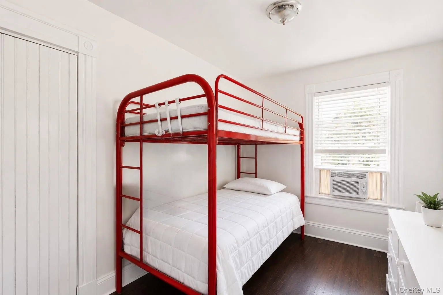 29 Saint Joseph Street, New Rochelle, NY, 4 Bedrooms Bedrooms, 8 Rooms Rooms,1 BathroomBathrooms,Residential,For Rent,Saint Joseph,0,KEY1016615 29 Saint Joseph Street, New Rochelle, NY, 4 Bedrooms Bedrooms, 8 Rooms Rooms,1 BathroomBathrooms,Residential,For Rent,Saint Joseph,0,KEY1016615
