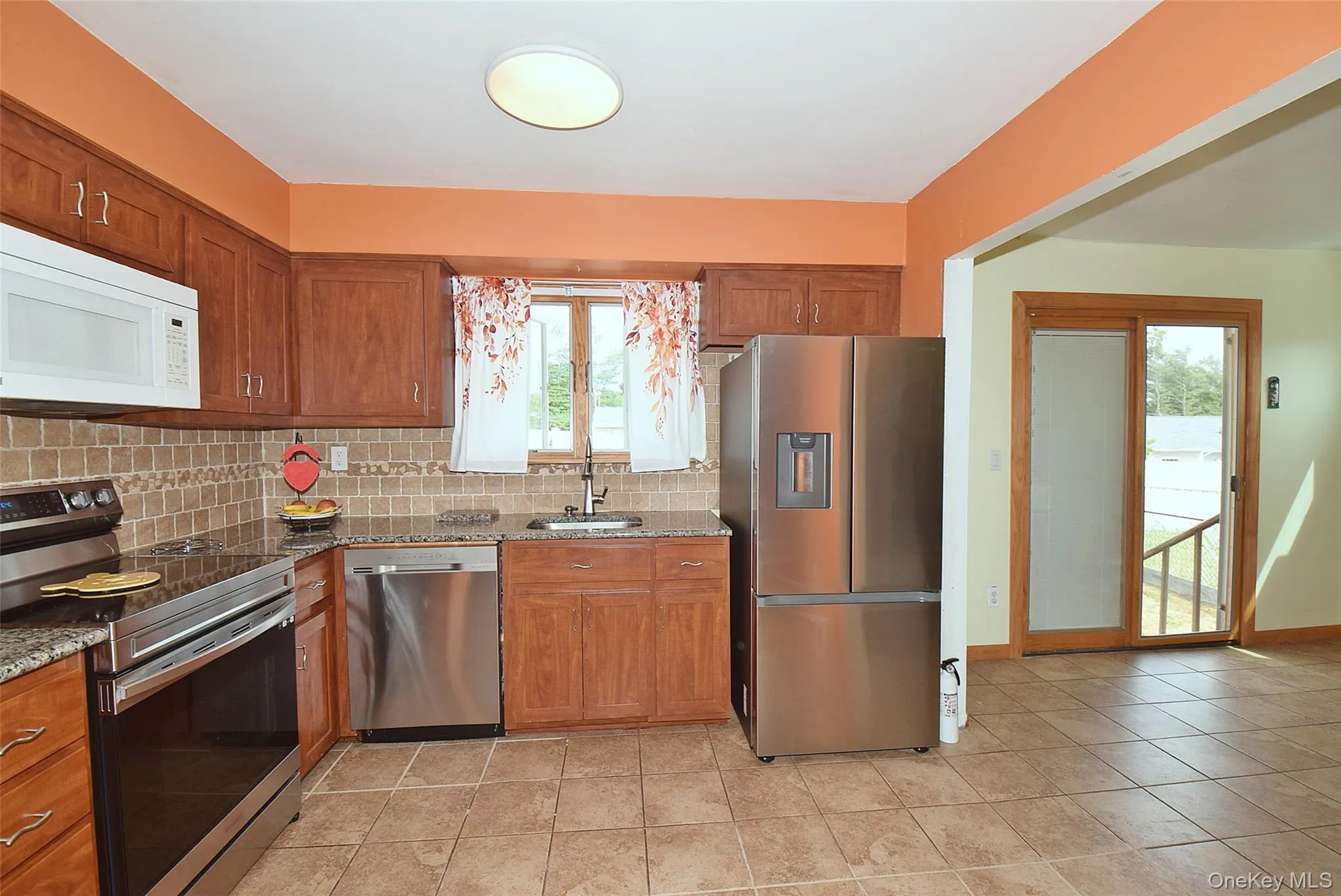 27 Naples Avenue, Islip, NY, 3 Bedrooms Bedrooms, 6 Rooms Rooms,1 BathroomBathrooms,Residential,For Rent,Naples,0,KEY1016616 27 Naples Avenue, Islip, NY, 3 Bedrooms Bedrooms, 6 Rooms Rooms,1 BathroomBathrooms,Residential,For Rent,Naples,0,KEY1016616