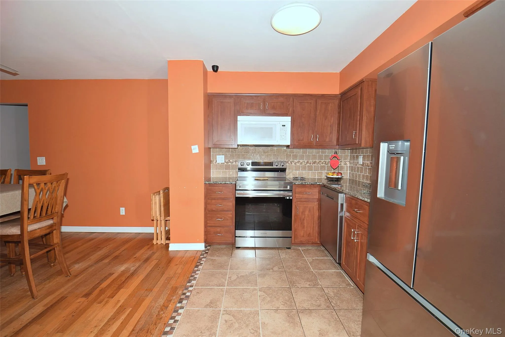 27 Naples Avenue, Islip, NY, 3 Bedrooms Bedrooms, 6 Rooms Rooms,1 BathroomBathrooms,Residential,For Rent,Naples,0,KEY1016616 27 Naples Avenue, Islip, NY, 3 Bedrooms Bedrooms, 6 Rooms Rooms,1 BathroomBathrooms,Residential,For Rent,Naples,0,KEY1016616