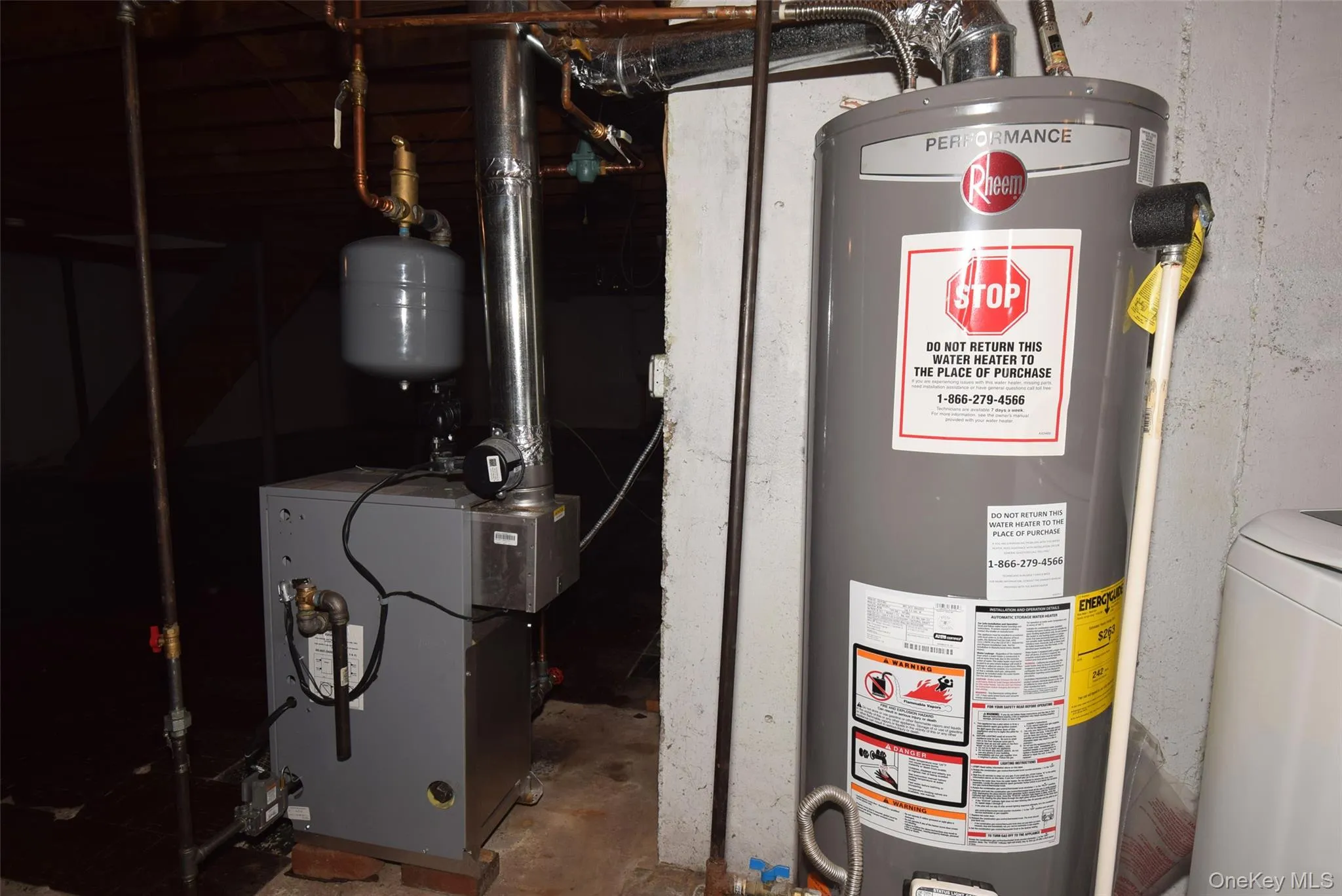 Separate hotwater heater Separate hotwater heater