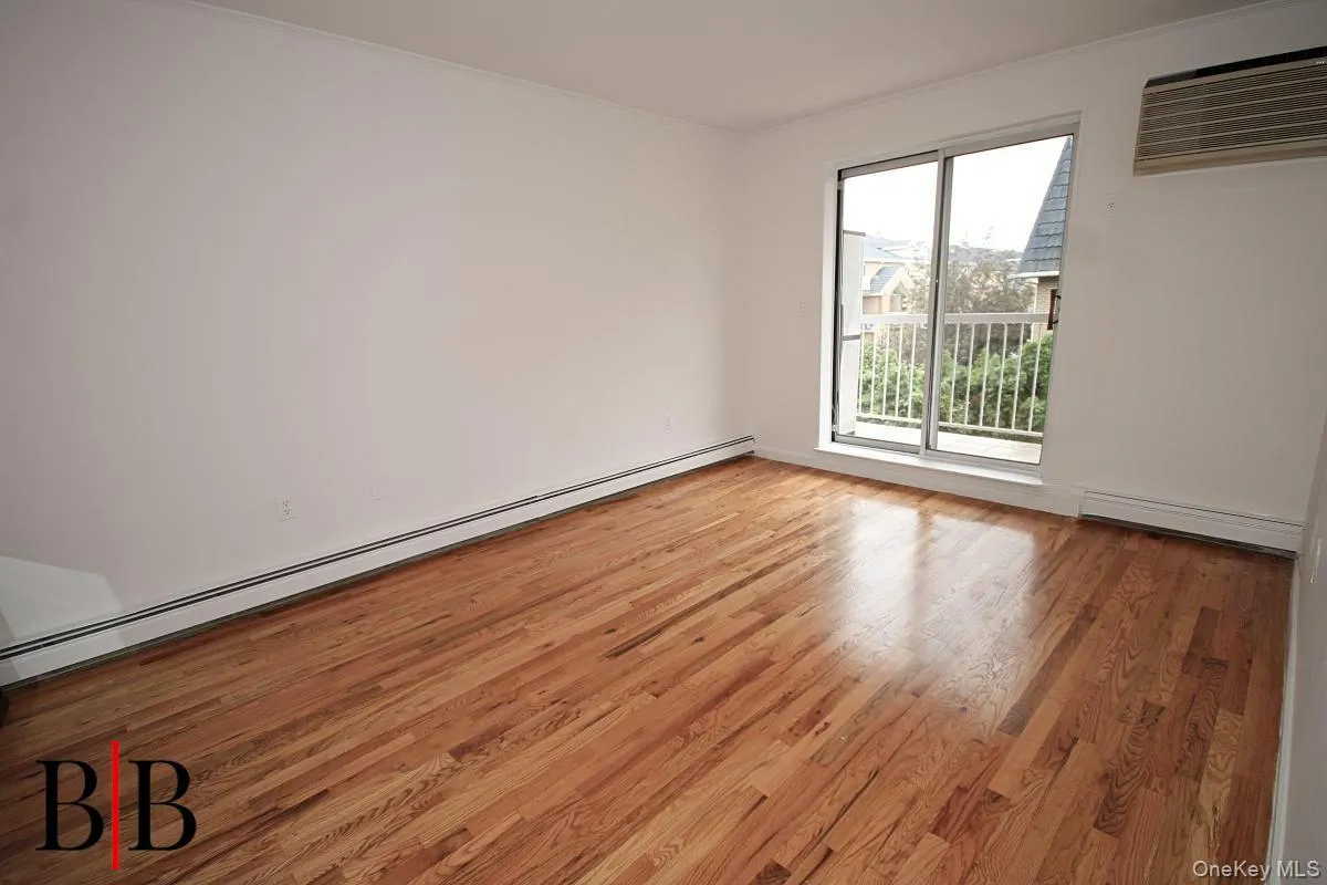 18 Cove Lane, New York, NY, 2 Bedrooms Bedrooms, 5 Rooms Rooms,2 BathroomsBathrooms,Residential,For Rent,Cove,0,KEY1016619 18 Cove Lane, New York, NY, 2 Bedrooms Bedrooms, 5 Rooms Rooms,2 BathroomsBathrooms,Residential,For Rent,Cove,0,KEY1016619