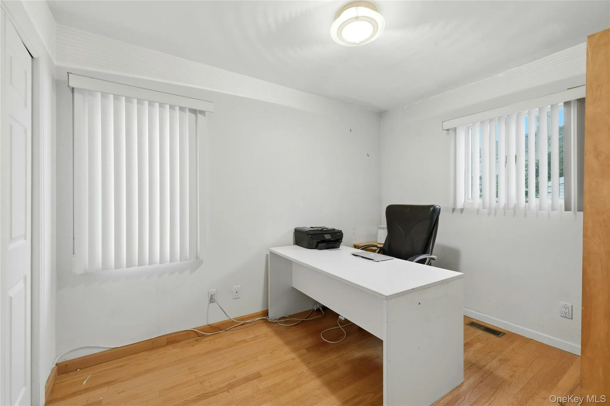 156-34 88th Street, New York, NY, 5 Bedrooms Bedrooms, 9 Rooms Rooms,3 BathroomsBathrooms,Residential,For Rent,88th,0,KEY1016621 156-34 88th Street, New York, NY, 5 Bedrooms Bedrooms, 9 Rooms Rooms,3 BathroomsBathrooms,Residential,For Rent,88th,0,KEY1016621