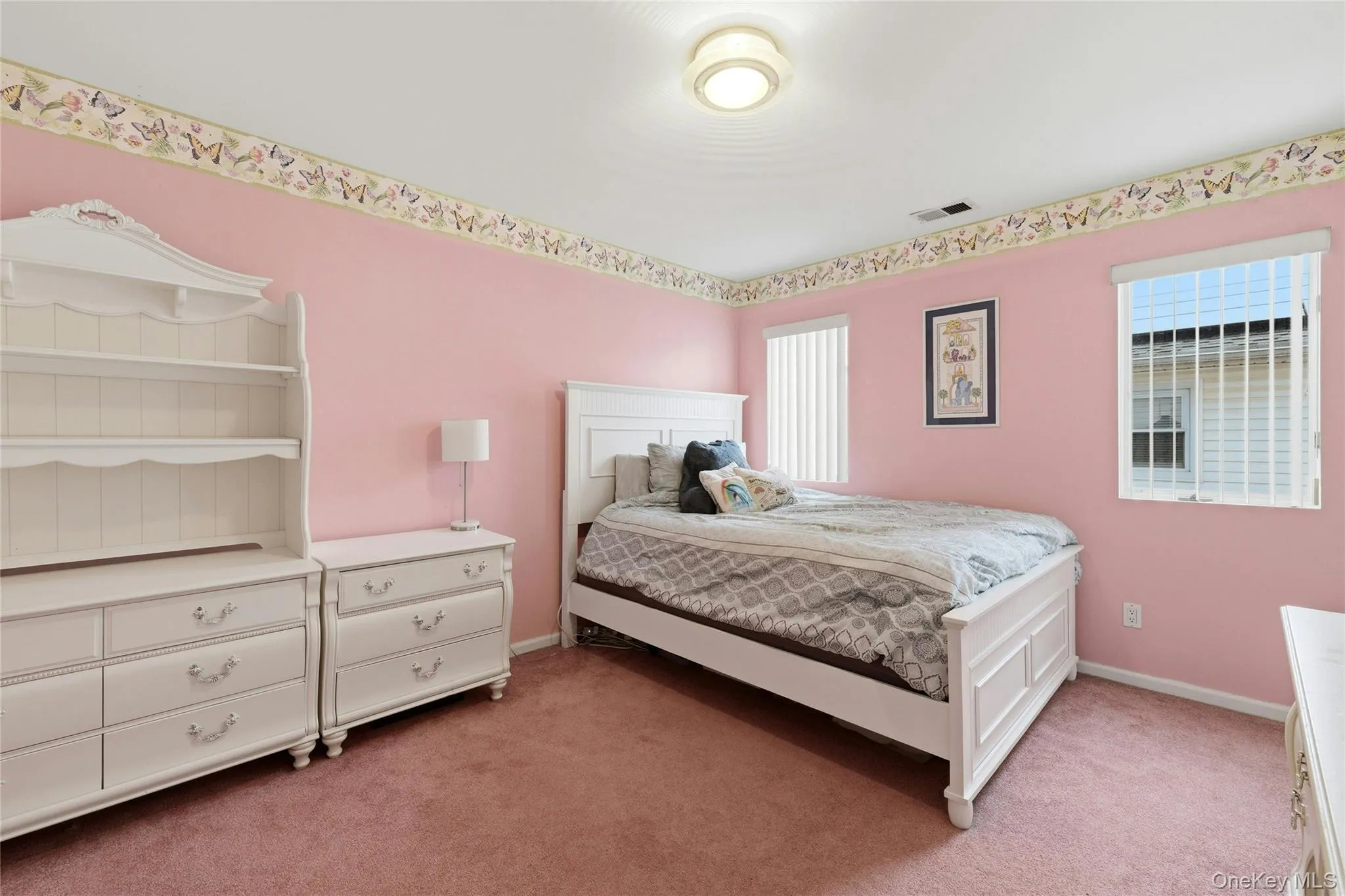 156-34 88th Street, New York, NY, 5 Bedrooms Bedrooms, 9 Rooms Rooms,3 BathroomsBathrooms,Residential,For Rent,88th,0,KEY1016621 156-34 88th Street, New York, NY, 5 Bedrooms Bedrooms, 9 Rooms Rooms,3 BathroomsBathrooms,Residential,For Rent,88th,0,KEY1016621