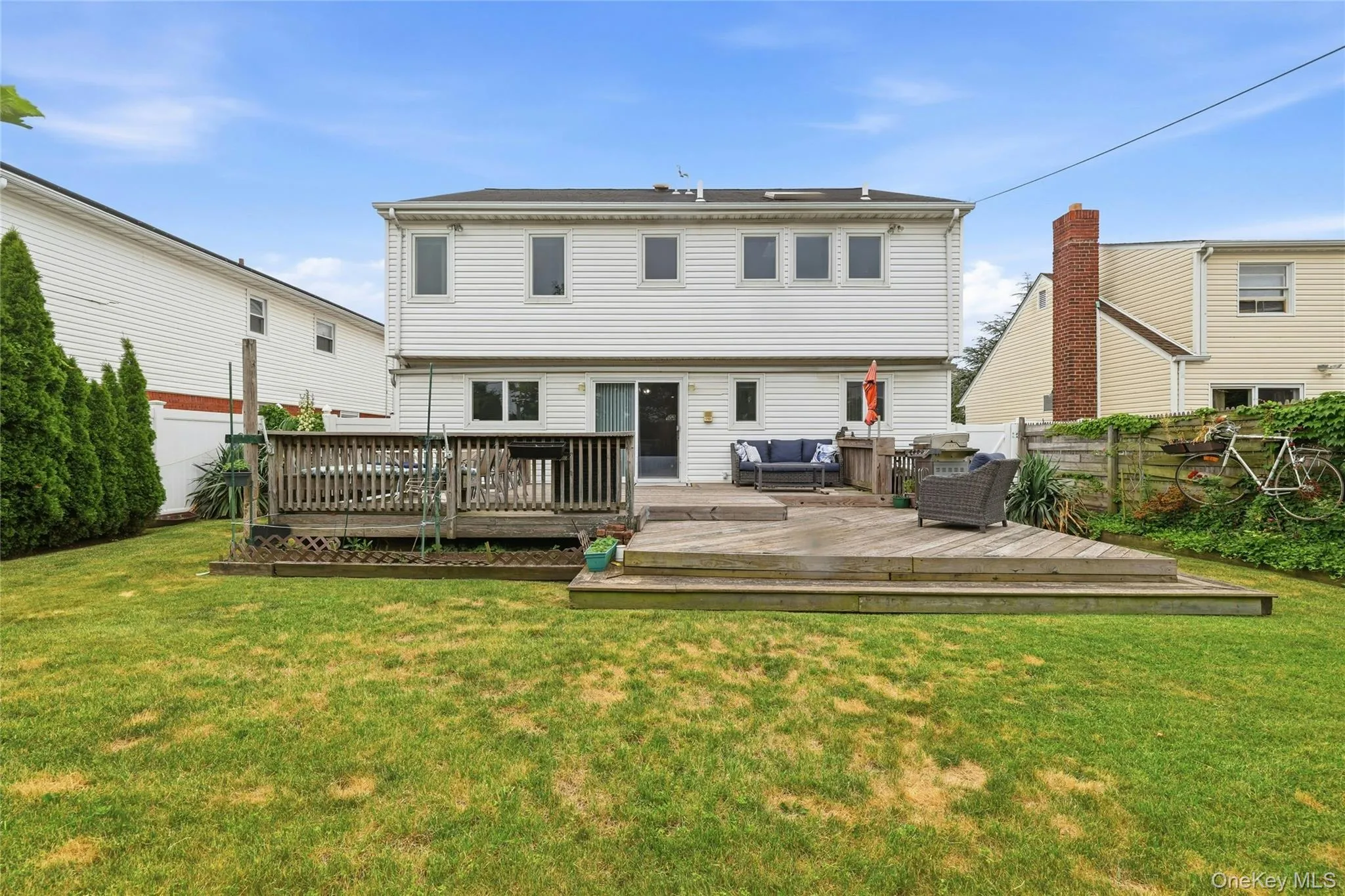 156-34 88th Street, New York, NY, 5 Bedrooms Bedrooms, 9 Rooms Rooms,3 BathroomsBathrooms,Residential,For Rent,88th,0,KEY1016621 156-34 88th Street, New York, NY, 5 Bedrooms Bedrooms, 9 Rooms Rooms,3 BathroomsBathrooms,Residential,For Rent,88th,0,KEY1016621