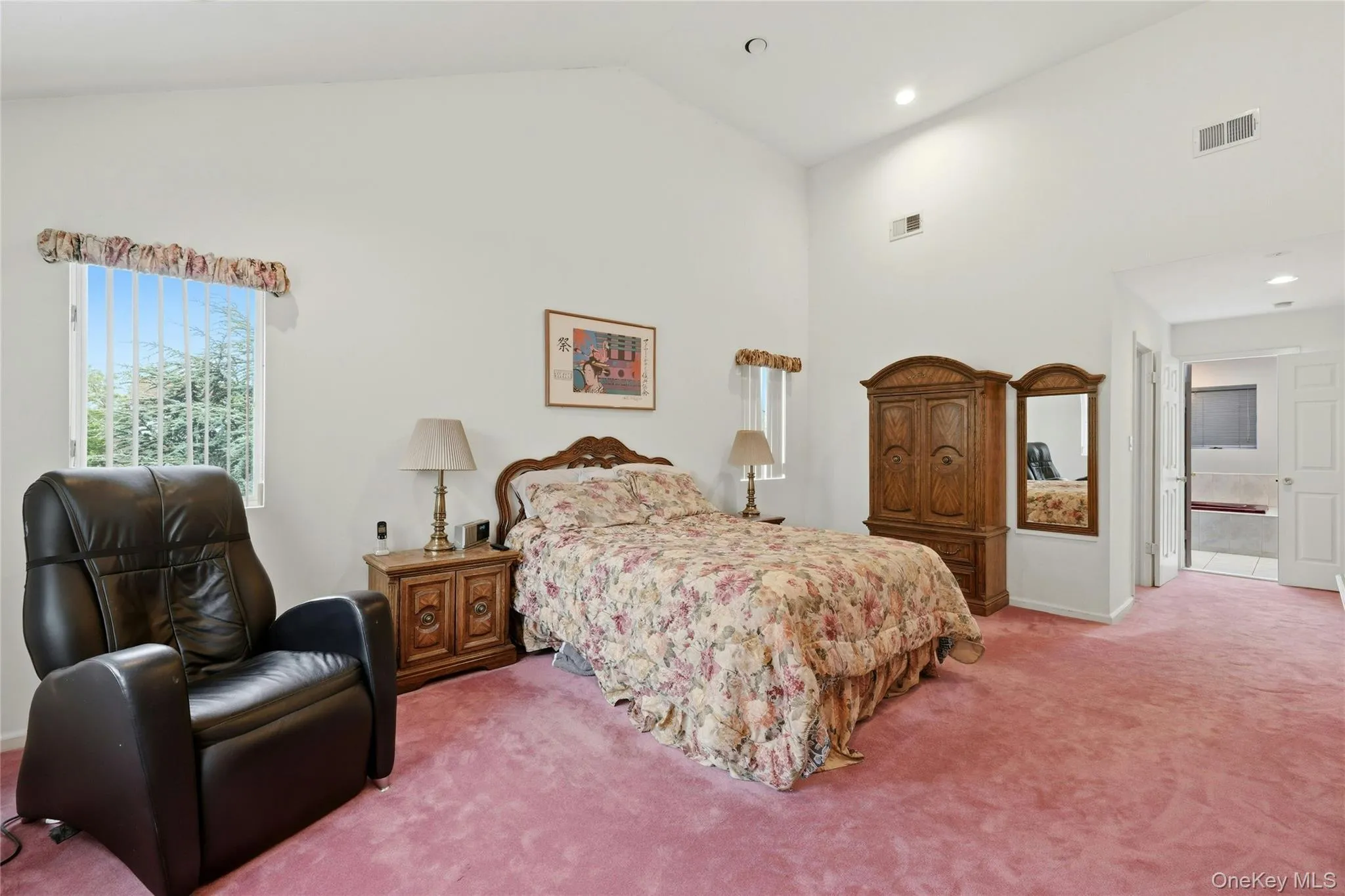 156-34 88th Street, New York, NY, 5 Bedrooms Bedrooms, 9 Rooms Rooms,3 BathroomsBathrooms,Residential,For Rent,88th,0,KEY1016621 156-34 88th Street, New York, NY, 5 Bedrooms Bedrooms, 9 Rooms Rooms,3 BathroomsBathrooms,Residential,For Rent,88th,0,KEY1016621