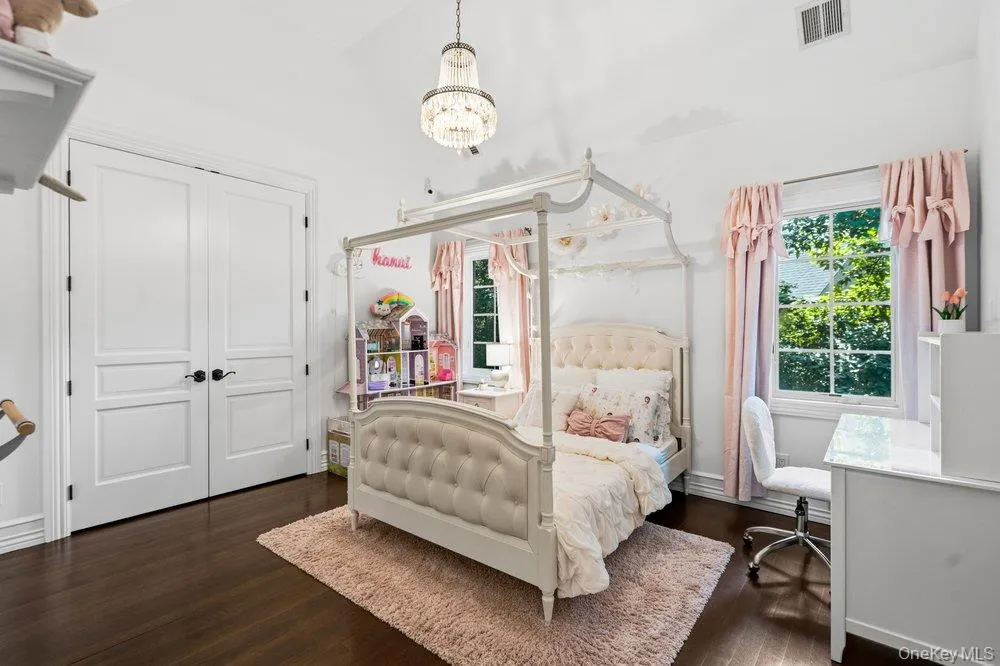 5 Buckingham Court, Oyster Bay, NY, 4 Bedrooms Bedrooms, 9 Rooms Rooms,4 BathroomsBathrooms,Residential,For Rent,Buckingham,0,1016622 5 Buckingham Court, Oyster Bay, NY, 4 Bedrooms Bedrooms, 9 Rooms Rooms,4 BathroomsBathrooms,Residential,For Rent,Buckingham,0,1016622