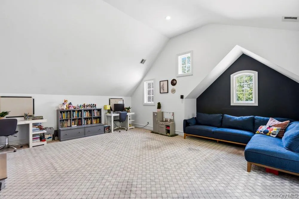 5 Buckingham Court, Oyster Bay, NY, 4 Bedrooms Bedrooms, 9 Rooms Rooms,4 BathroomsBathrooms,Residential,For Rent,Buckingham,0,1016622 5 Buckingham Court, Oyster Bay, NY, 4 Bedrooms Bedrooms, 9 Rooms Rooms,4 BathroomsBathrooms,Residential,For Rent,Buckingham,0,1016622