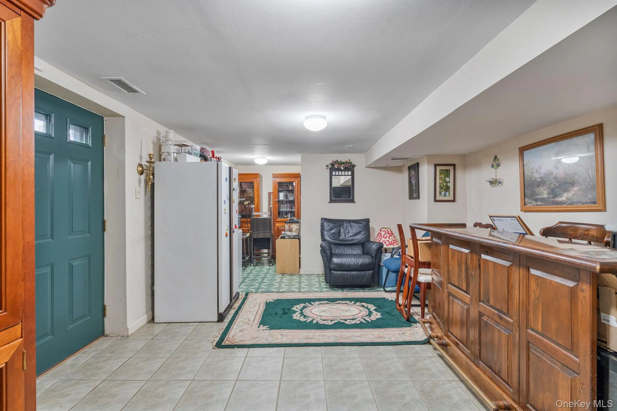 1 Hale Place, Hempstead, NY, 3 Bedrooms Bedrooms, 5 Rooms Rooms,2 BathroomsBathrooms,Residential,For Rent,Hale,0,1016636 1 Hale Place, Hempstead, NY, 3 Bedrooms Bedrooms, 5 Rooms Rooms,2 BathroomsBathrooms,Residential,For Rent,Hale,0,1016636