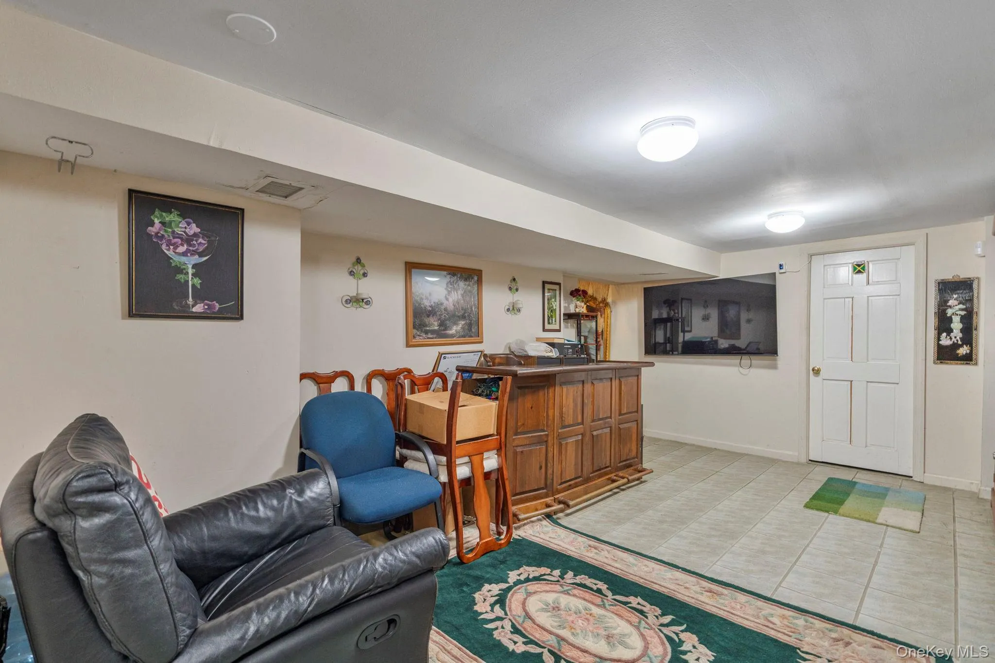 1 Hale Place, Hempstead, NY, 3 Bedrooms Bedrooms, 5 Rooms Rooms,2 BathroomsBathrooms,Residential,For Rent,Hale,0,1016636 1 Hale Place, Hempstead, NY, 3 Bedrooms Bedrooms, 5 Rooms Rooms,2 BathroomsBathrooms,Residential,For Rent,Hale,0,1016636
