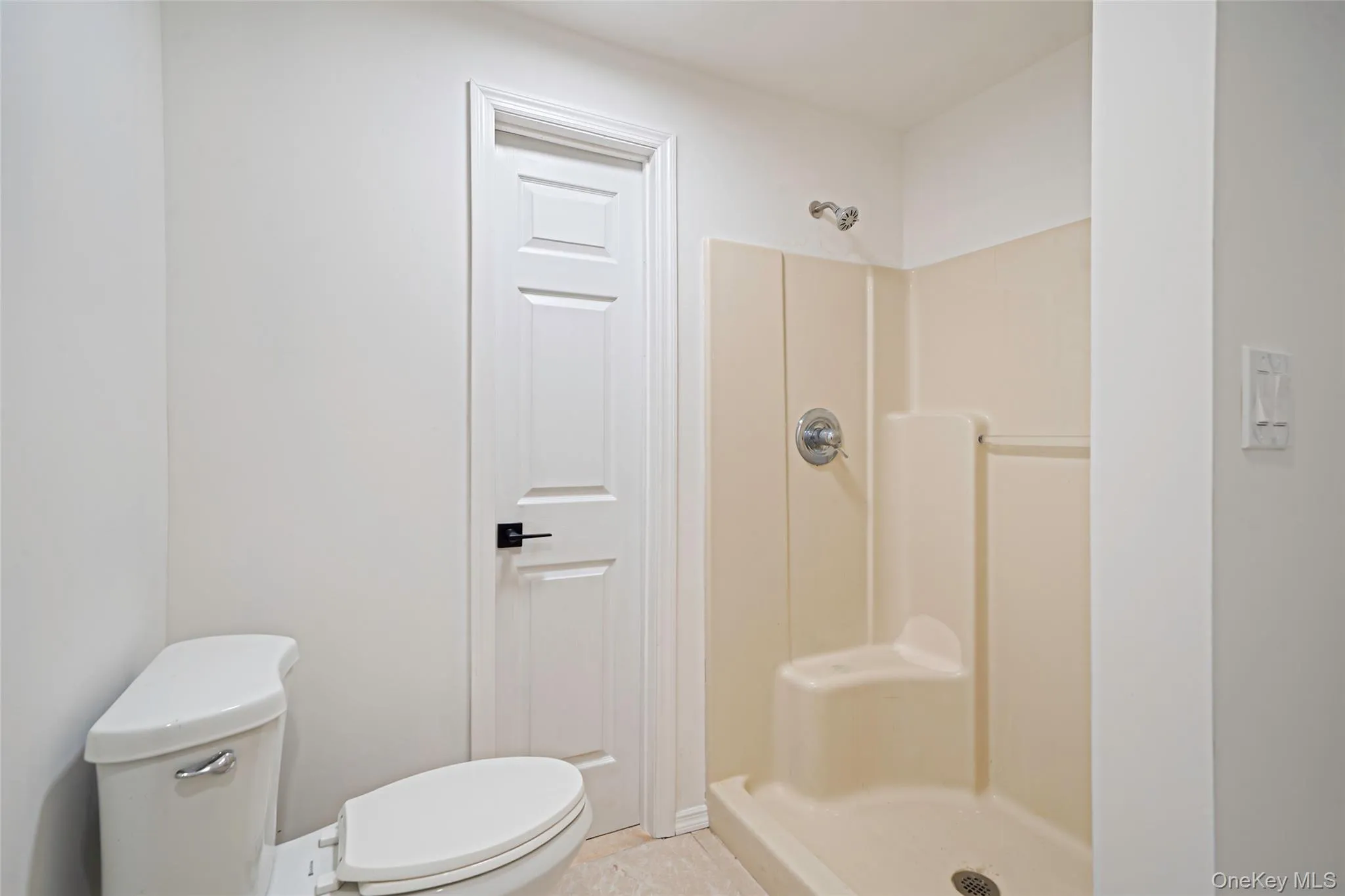 17 Esplanade Drive, Brookhaven, NY, 4 Bedrooms Bedrooms, 12 Rooms Rooms,4 BathroomsBathrooms,Residential,For Rent,Esplanade,0,KEY1016639 17 Esplanade Drive, Brookhaven, NY, 4 Bedrooms Bedrooms, 12 Rooms Rooms,4 BathroomsBathrooms,Residential,For Rent,Esplanade,0,KEY1016639