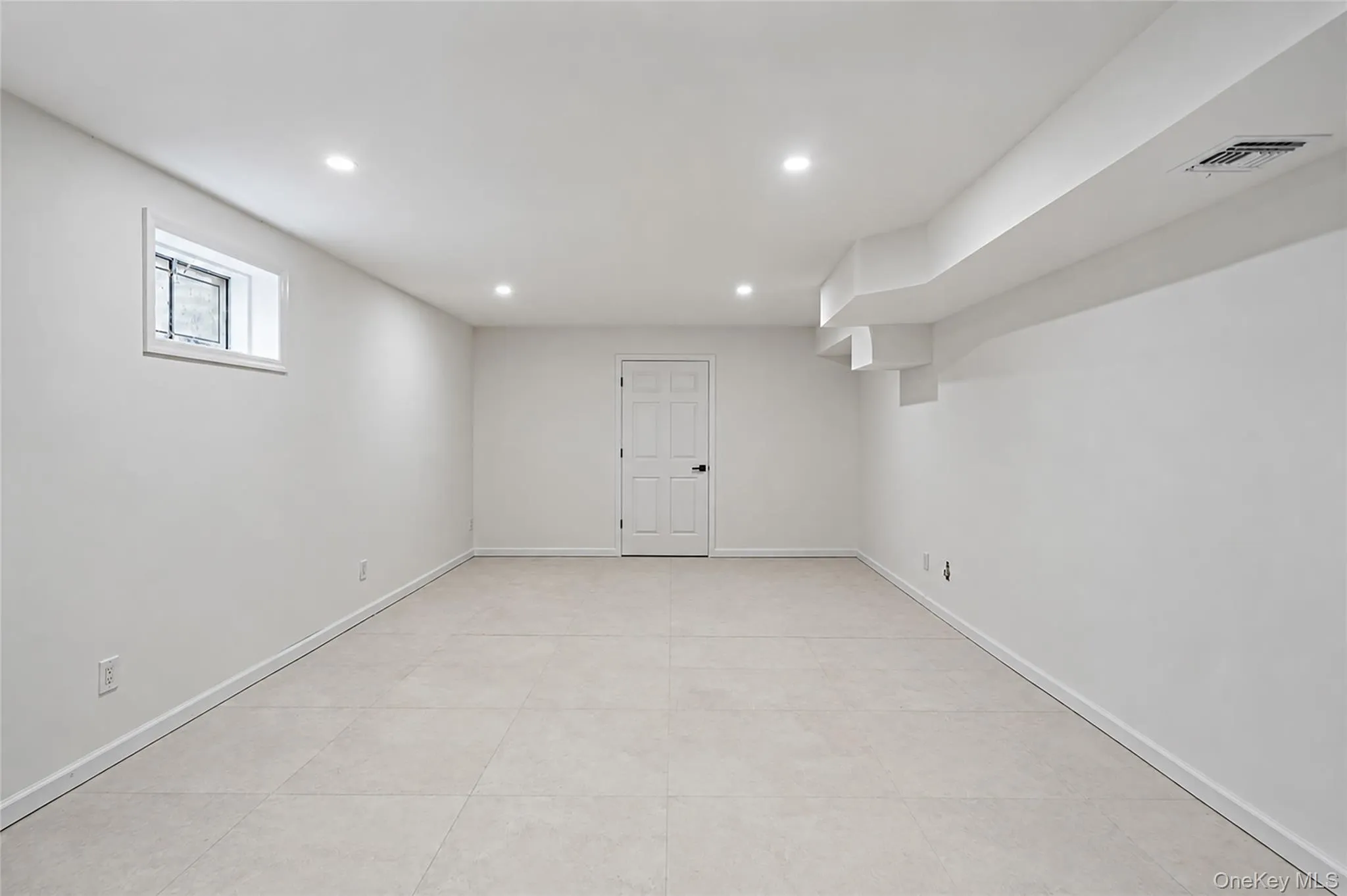17 Esplanade Drive, Brookhaven, NY, 4 Bedrooms Bedrooms, 12 Rooms Rooms,4 BathroomsBathrooms,Residential,For Rent,Esplanade,0,KEY1016639 17 Esplanade Drive, Brookhaven, NY, 4 Bedrooms Bedrooms, 12 Rooms Rooms,4 BathroomsBathrooms,Residential,For Rent,Esplanade,0,KEY1016639