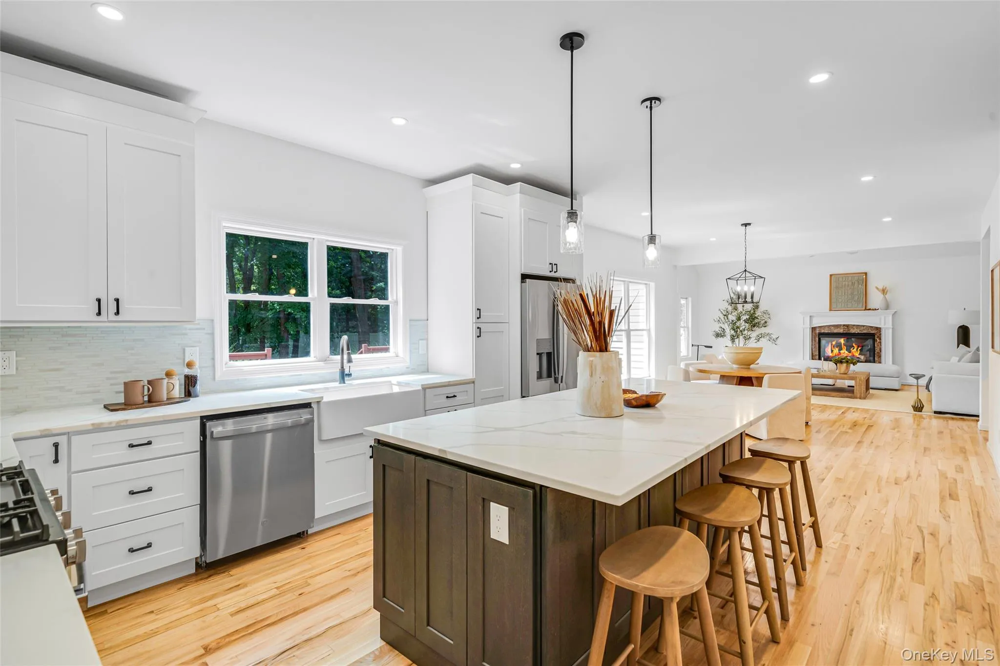 17 Esplanade Drive, Brookhaven, NY, 4 Bedrooms Bedrooms, 12 Rooms Rooms,4 BathroomsBathrooms,Residential,For Rent,Esplanade,0,KEY1016639 17 Esplanade Drive, Brookhaven, NY, 4 Bedrooms Bedrooms, 12 Rooms Rooms,4 BathroomsBathrooms,Residential,For Rent,Esplanade,0,KEY1016639