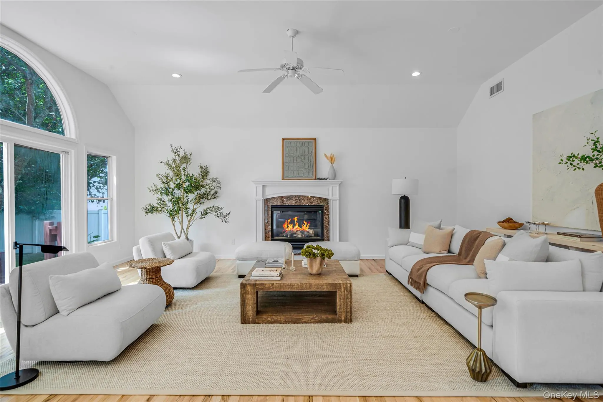 17 Esplanade Drive, Brookhaven, NY, 4 Bedrooms Bedrooms, 12 Rooms Rooms,4 BathroomsBathrooms,Residential,For Rent,Esplanade,0,KEY1016639 17 Esplanade Drive, Brookhaven, NY, 4 Bedrooms Bedrooms, 12 Rooms Rooms,4 BathroomsBathrooms,Residential,For Rent,Esplanade,0,KEY1016639