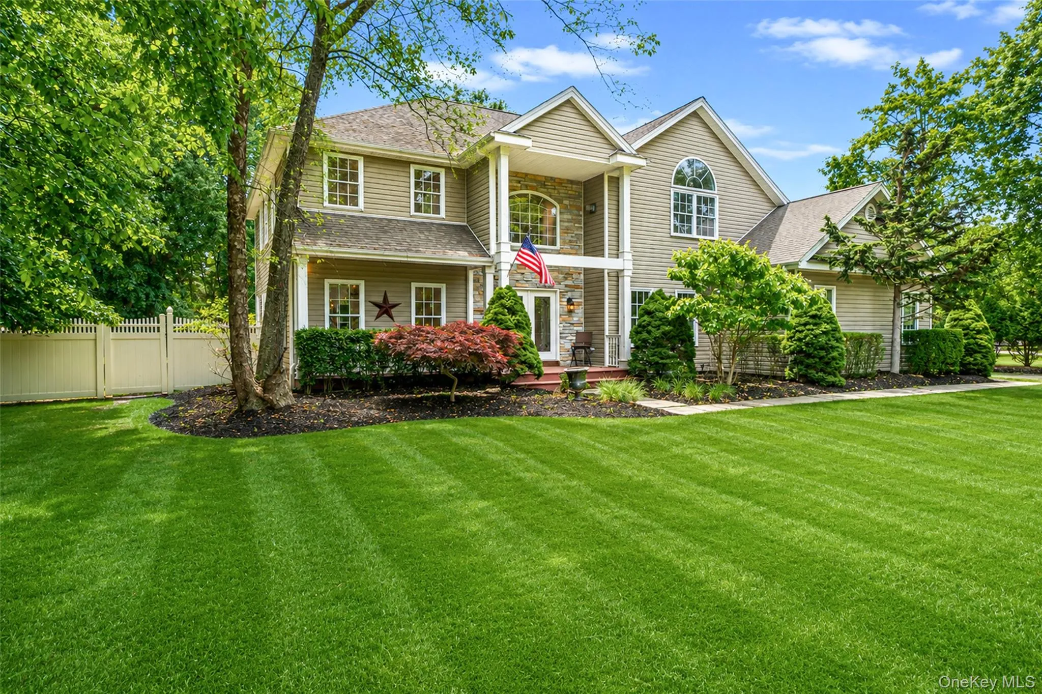17 Esplanade Drive, Brookhaven, NY, 4 Bedrooms Bedrooms, 12 Rooms Rooms,4 BathroomsBathrooms,Residential,For Rent,Esplanade,0,KEY1016639 17 Esplanade Drive, Brookhaven, NY, 4 Bedrooms Bedrooms, 12 Rooms Rooms,4 BathroomsBathrooms,Residential,For Rent,Esplanade,0,KEY1016639