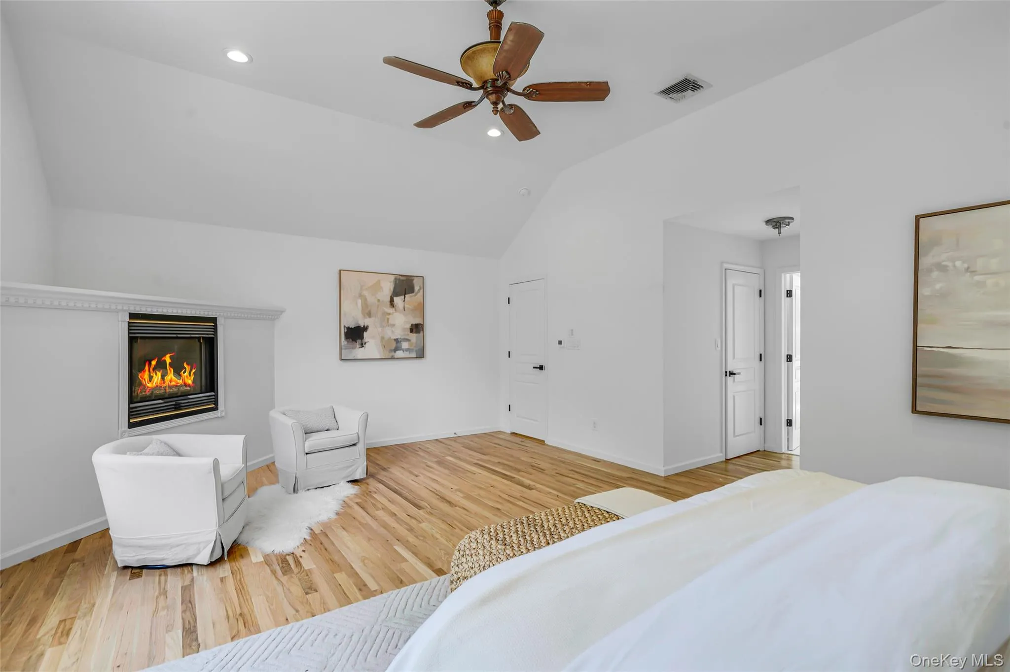 17 Esplanade Drive, Brookhaven, NY, 4 Bedrooms Bedrooms, 12 Rooms Rooms,4 BathroomsBathrooms,Residential,For Rent,Esplanade,0,KEY1016639 17 Esplanade Drive, Brookhaven, NY, 4 Bedrooms Bedrooms, 12 Rooms Rooms,4 BathroomsBathrooms,Residential,For Rent,Esplanade,0,KEY1016639
