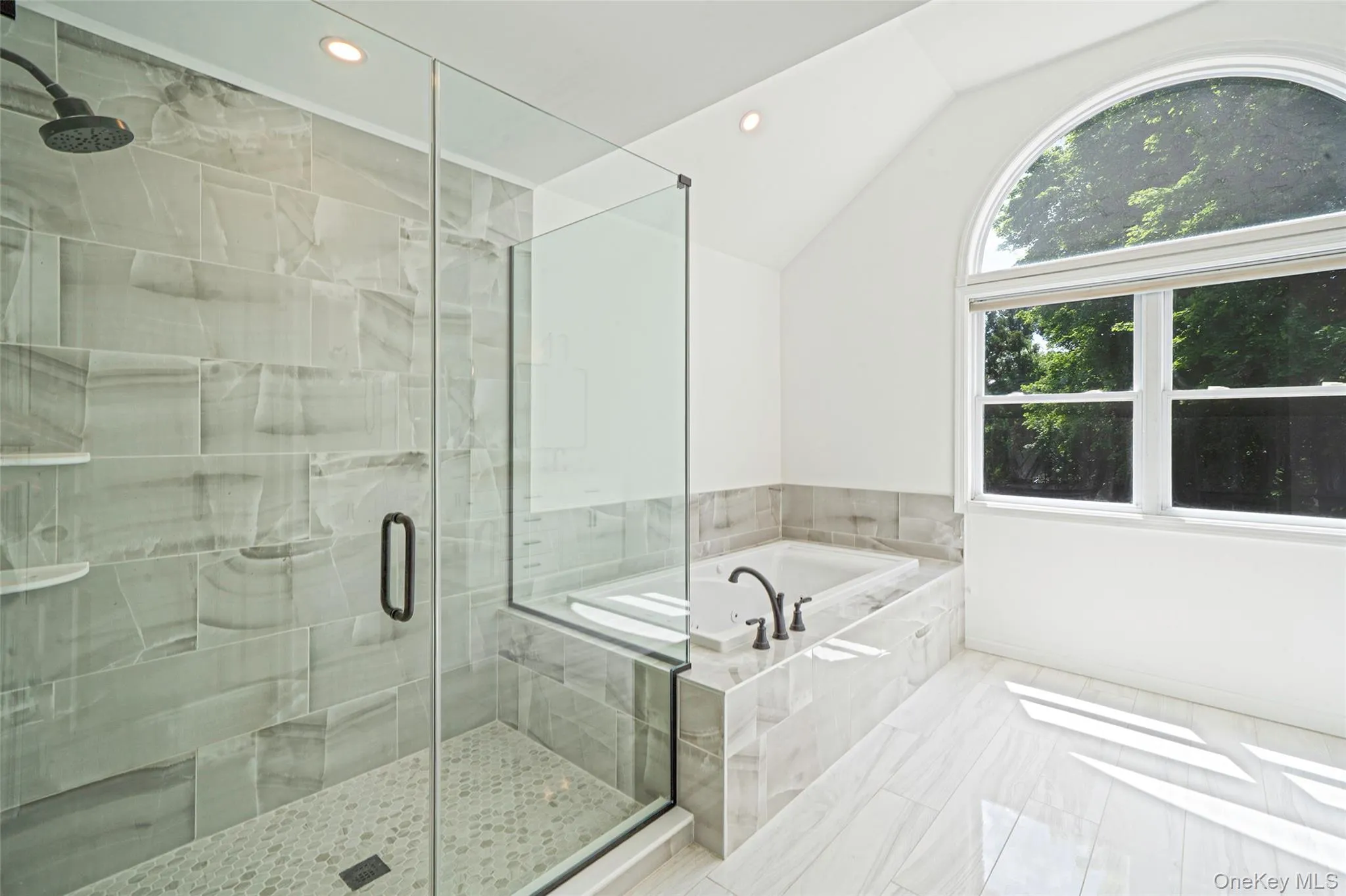 17 Esplanade Drive, Brookhaven, NY, 4 Bedrooms Bedrooms, 12 Rooms Rooms,4 BathroomsBathrooms,Residential,For Rent,Esplanade,0,KEY1016639 17 Esplanade Drive, Brookhaven, NY, 4 Bedrooms Bedrooms, 12 Rooms Rooms,4 BathroomsBathrooms,Residential,For Rent,Esplanade,0,KEY1016639