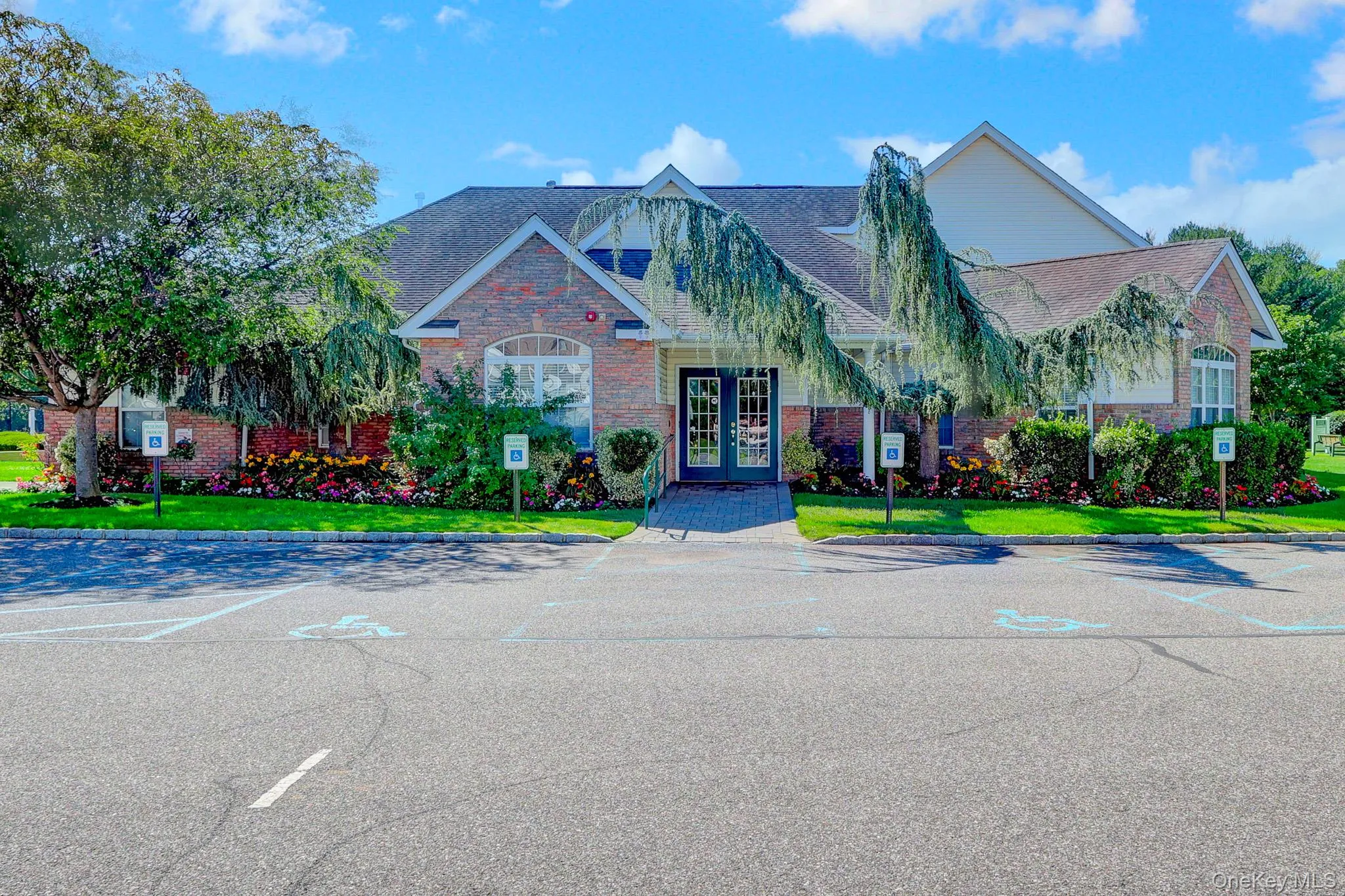 2106 Nicole Drive, Brookhaven, NY, 2 Bedrooms Bedrooms, 5 Rooms Rooms,2 BathroomsBathrooms,Residential,For Rent,Nicole,0,KEY1016640 2106 Nicole Drive, Brookhaven, NY, 2 Bedrooms Bedrooms, 5 Rooms Rooms,2 BathroomsBathrooms,Residential,For Rent,Nicole,0,KEY1016640