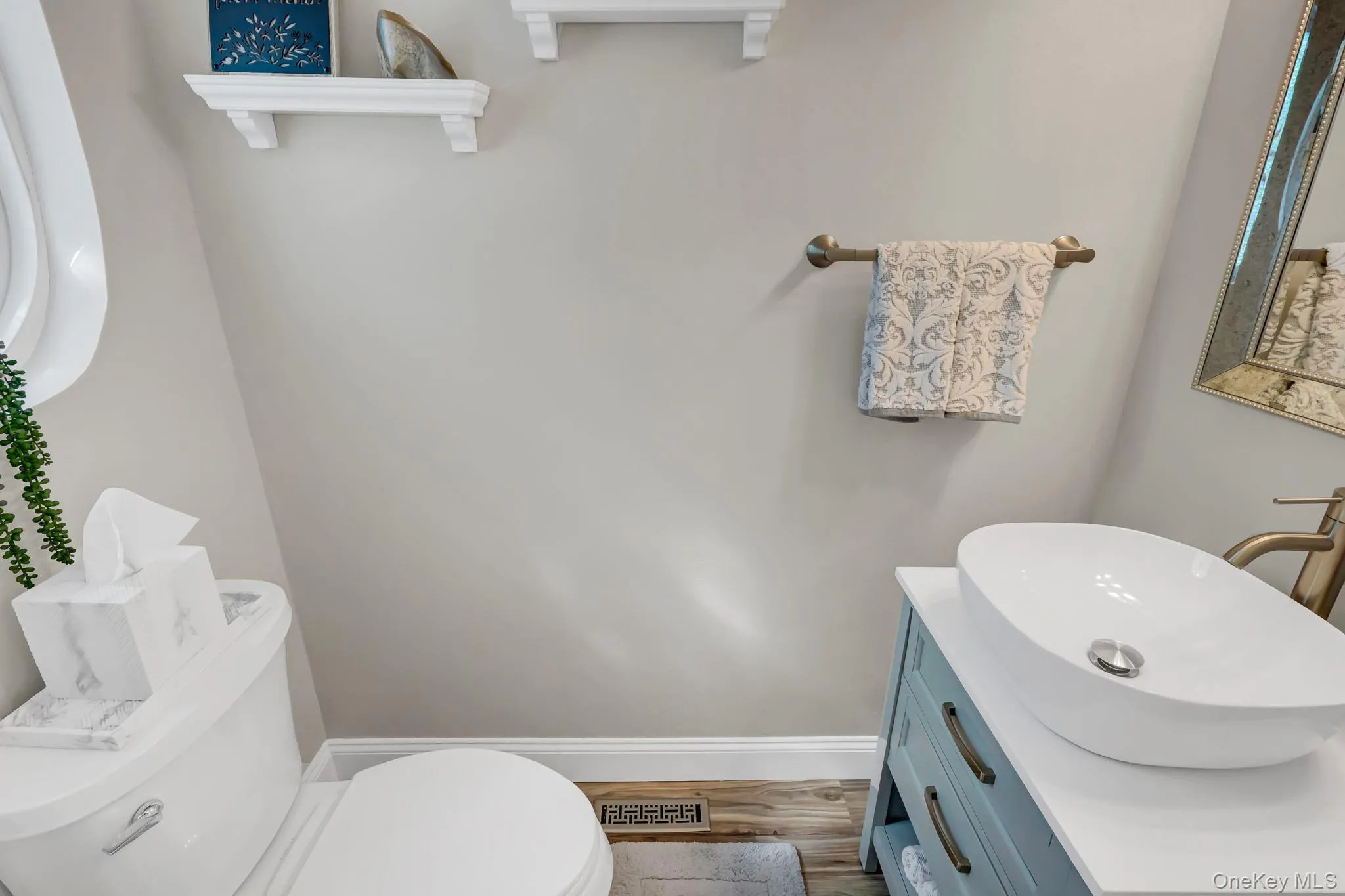 2106 Nicole Drive, Brookhaven, NY, 2 Bedrooms Bedrooms, 5 Rooms Rooms,2 BathroomsBathrooms,Residential,For Rent,Nicole,0,KEY1016640 2106 Nicole Drive, Brookhaven, NY, 2 Bedrooms Bedrooms, 5 Rooms Rooms,2 BathroomsBathrooms,Residential,For Rent,Nicole,0,KEY1016640