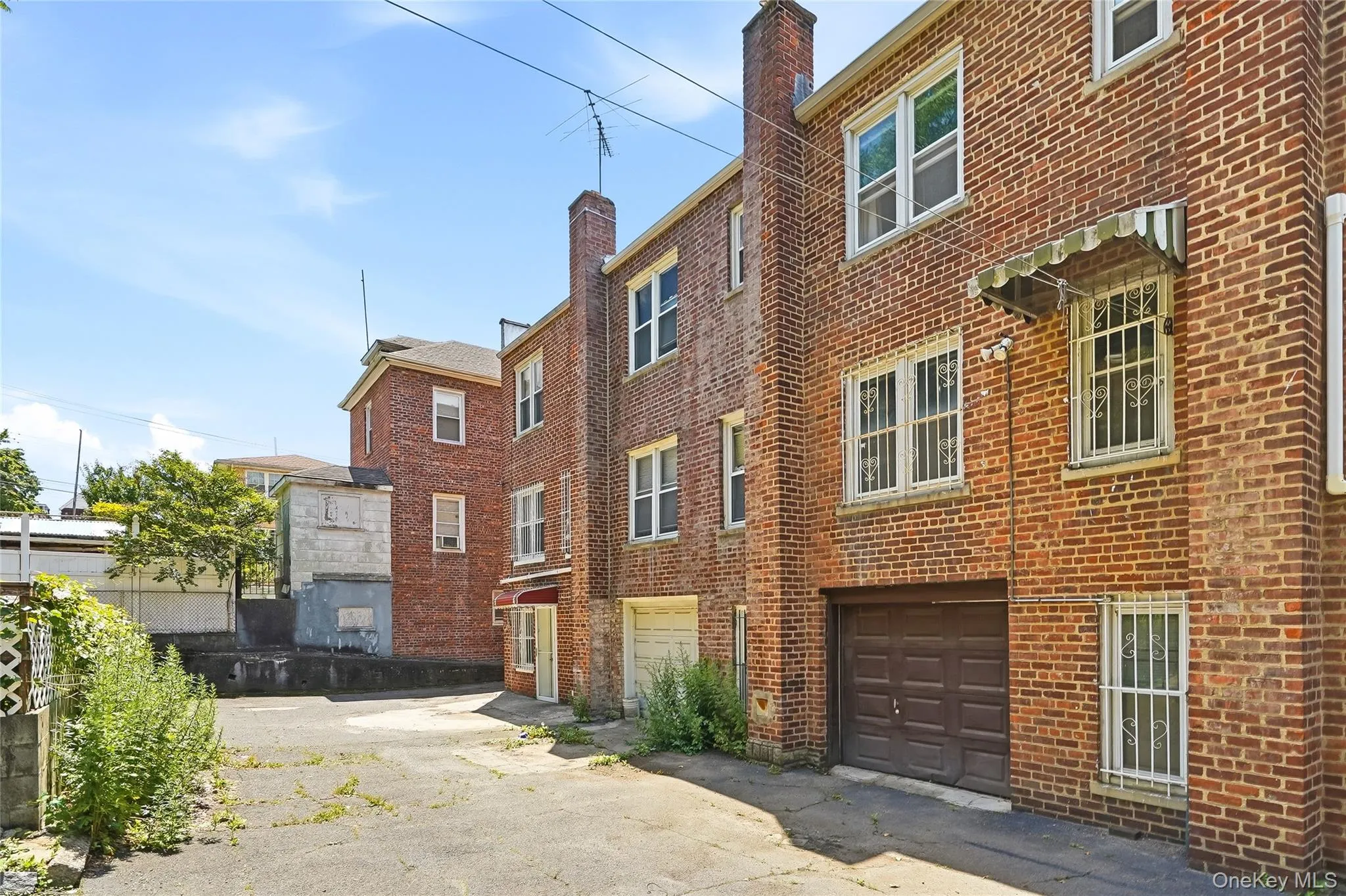 4118 Murdock Avenue, New York, NY, 2 Bedrooms Bedrooms, 6 Rooms Rooms,1 BathroomBathrooms,Residential,For Rent,Murdock,0,KEY1016641 4118 Murdock Avenue, New York, NY, 2 Bedrooms Bedrooms, 6 Rooms Rooms,1 BathroomBathrooms,Residential,For Rent,Murdock,0,KEY1016641
