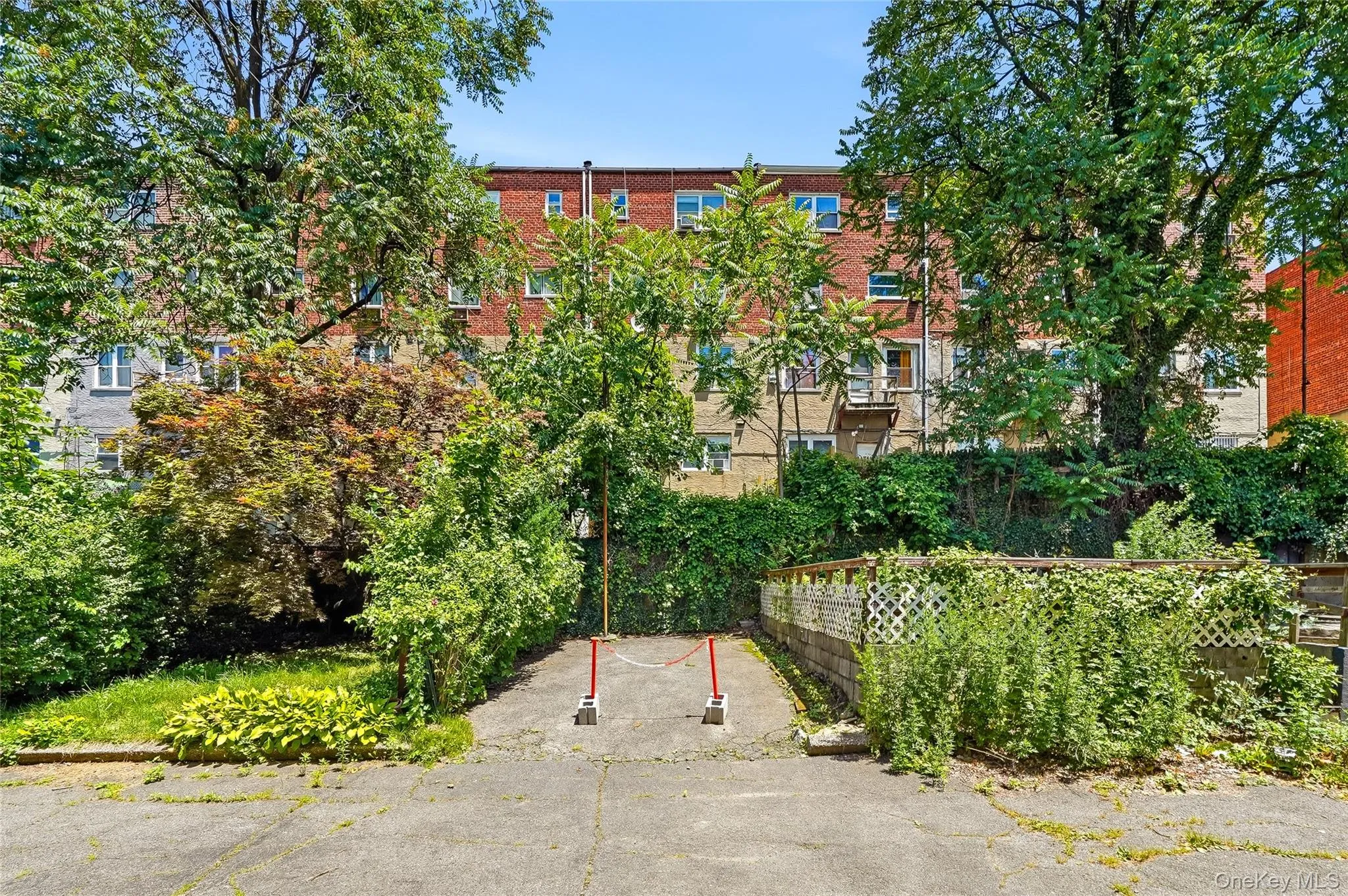 4118 Murdock Avenue, New York, NY, 2 Bedrooms Bedrooms, 6 Rooms Rooms,1 BathroomBathrooms,Residential,For Rent,Murdock,0,KEY1016641 4118 Murdock Avenue, New York, NY, 2 Bedrooms Bedrooms, 6 Rooms Rooms,1 BathroomBathrooms,Residential,For Rent,Murdock,0,KEY1016641