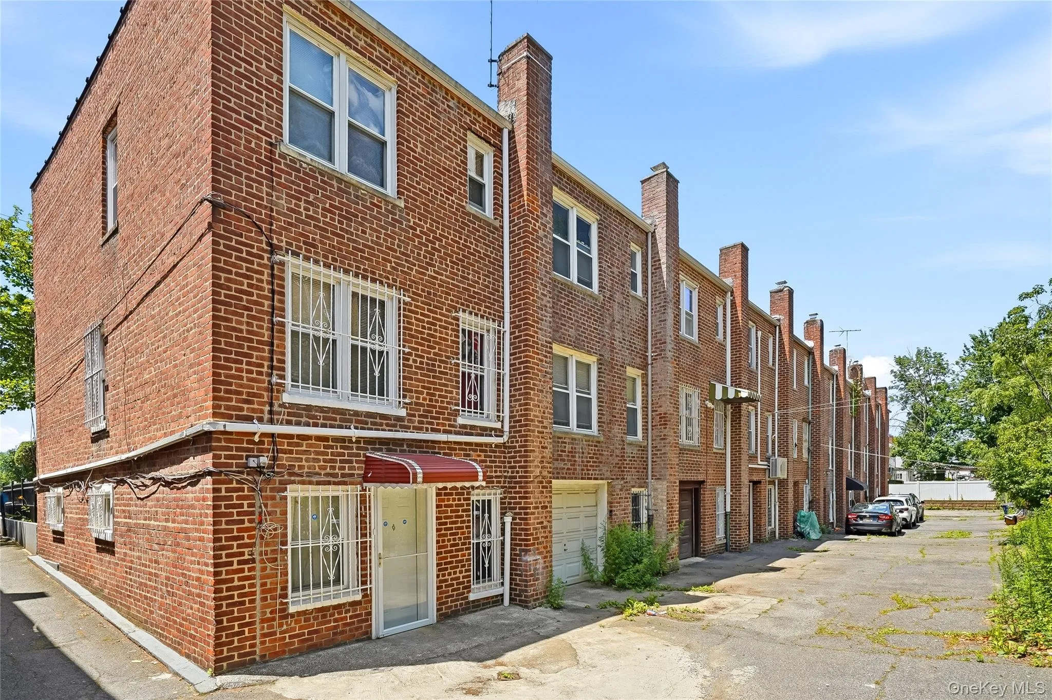 4118 Murdock Avenue, New York, NY, 2 Bedrooms Bedrooms, 6 Rooms Rooms,1 BathroomBathrooms,Residential,For Rent,Murdock,0,KEY1016641 4118 Murdock Avenue, New York, NY, 2 Bedrooms Bedrooms, 6 Rooms Rooms,1 BathroomBathrooms,Residential,For Rent,Murdock,0,KEY1016641