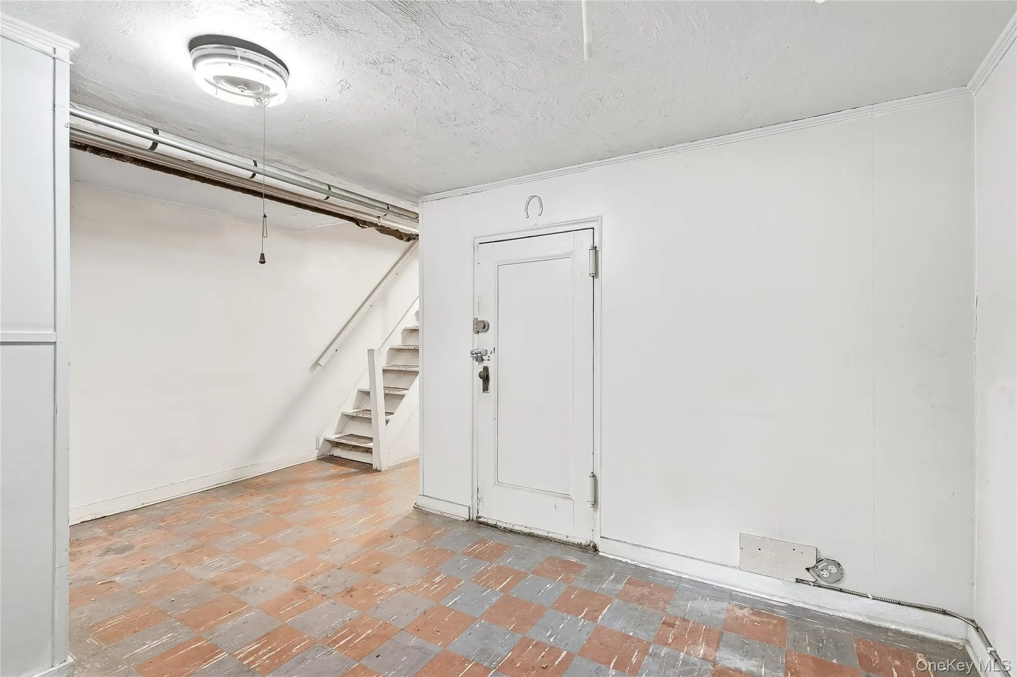 4118 Murdock Avenue, New York, NY, 2 Bedrooms Bedrooms, 6 Rooms Rooms,1 BathroomBathrooms,Residential,For Rent,Murdock,0,KEY1016641 4118 Murdock Avenue, New York, NY, 2 Bedrooms Bedrooms, 6 Rooms Rooms,1 BathroomBathrooms,Residential,For Rent,Murdock,0,KEY1016641