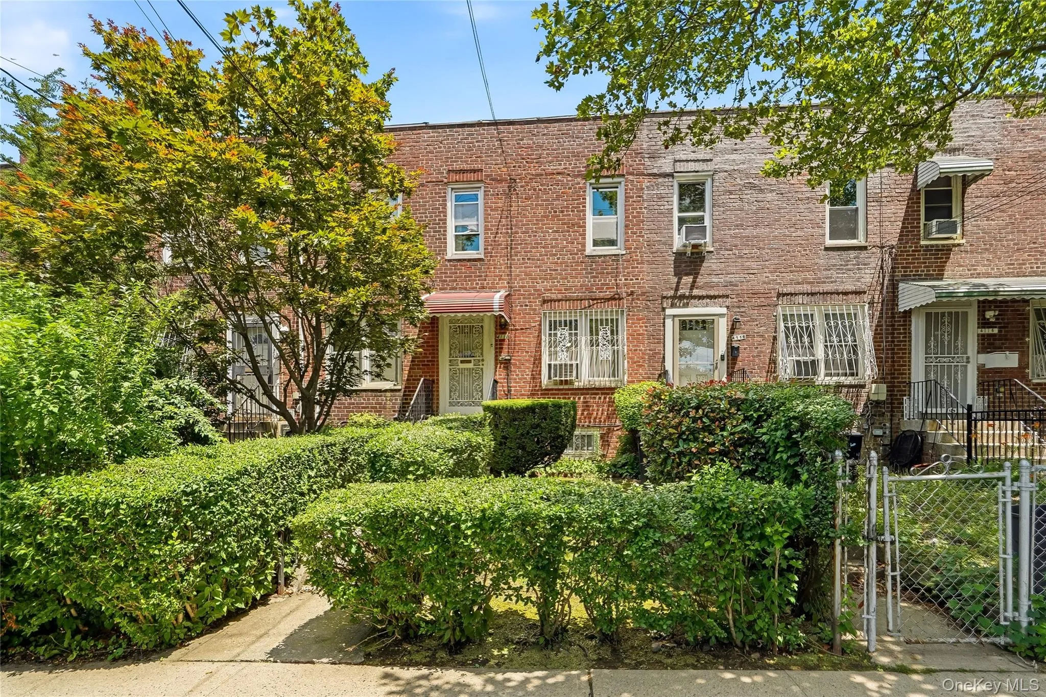 4118 Murdock Avenue, New York, NY, 2 Bedrooms Bedrooms, 6 Rooms Rooms,1 BathroomBathrooms,Residential,For Rent,Murdock,0,KEY1016641 4118 Murdock Avenue, New York, NY, 2 Bedrooms Bedrooms, 6 Rooms Rooms,1 BathroomBathrooms,Residential,For Rent,Murdock,0,KEY1016641