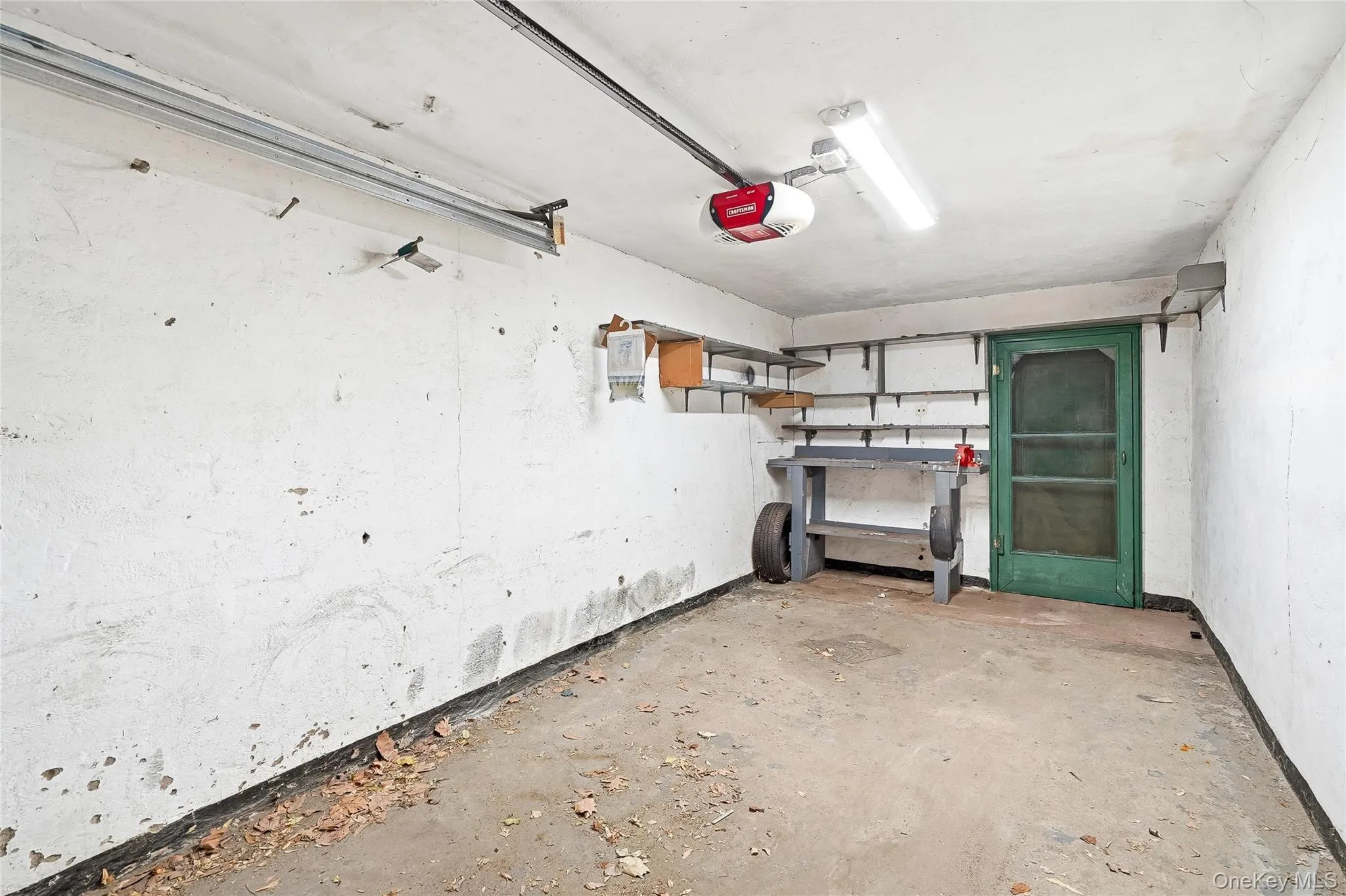 4118 Murdock Avenue, New York, NY, 2 Bedrooms Bedrooms, 6 Rooms Rooms,1 BathroomBathrooms,Residential,For Rent,Murdock,0,KEY1016641 4118 Murdock Avenue, New York, NY, 2 Bedrooms Bedrooms, 6 Rooms Rooms,1 BathroomBathrooms,Residential,For Rent,Murdock,0,KEY1016641