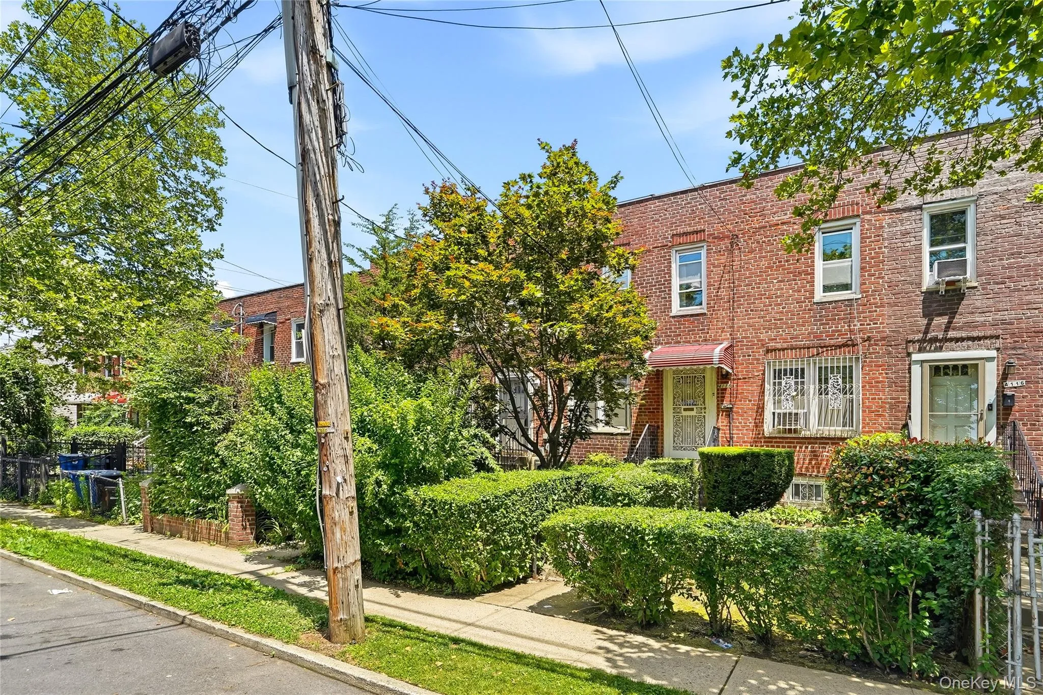 4118 Murdock Avenue, New York, NY, 2 Bedrooms Bedrooms, 6 Rooms Rooms,1 BathroomBathrooms,Residential,For Rent,Murdock,0,KEY1016641 4118 Murdock Avenue, New York, NY, 2 Bedrooms Bedrooms, 6 Rooms Rooms,1 BathroomBathrooms,Residential,For Rent,Murdock,0,KEY1016641