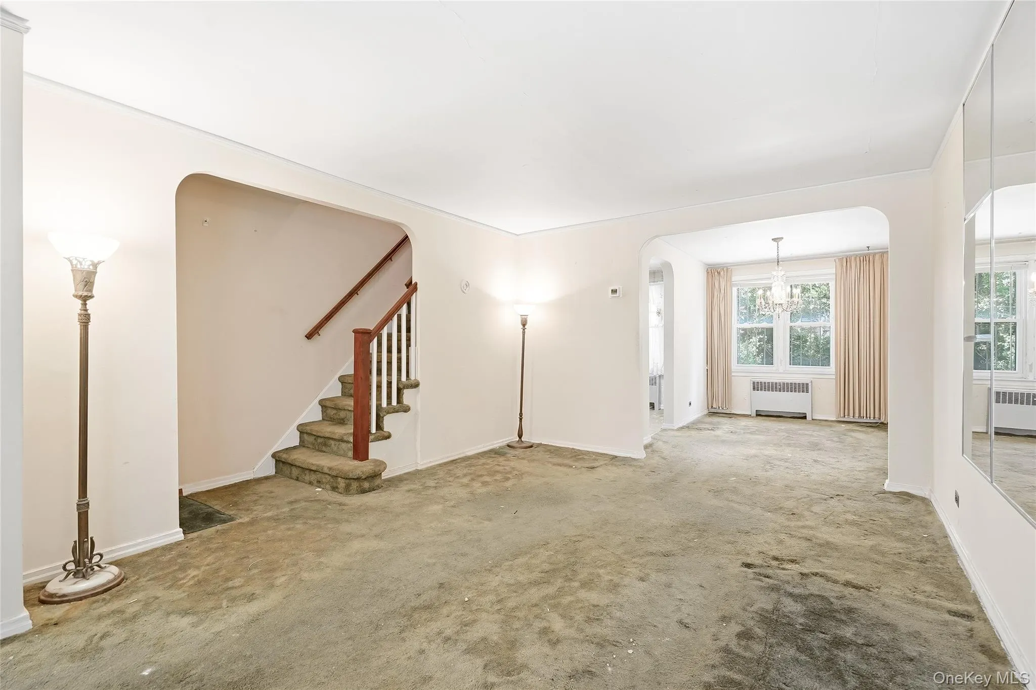 4118 Murdock Avenue, New York, NY, 2 Bedrooms Bedrooms, 6 Rooms Rooms,1 BathroomBathrooms,Residential,For Rent,Murdock,0,KEY1016641 4118 Murdock Avenue, New York, NY, 2 Bedrooms Bedrooms, 6 Rooms Rooms,1 BathroomBathrooms,Residential,For Rent,Murdock,0,KEY1016641