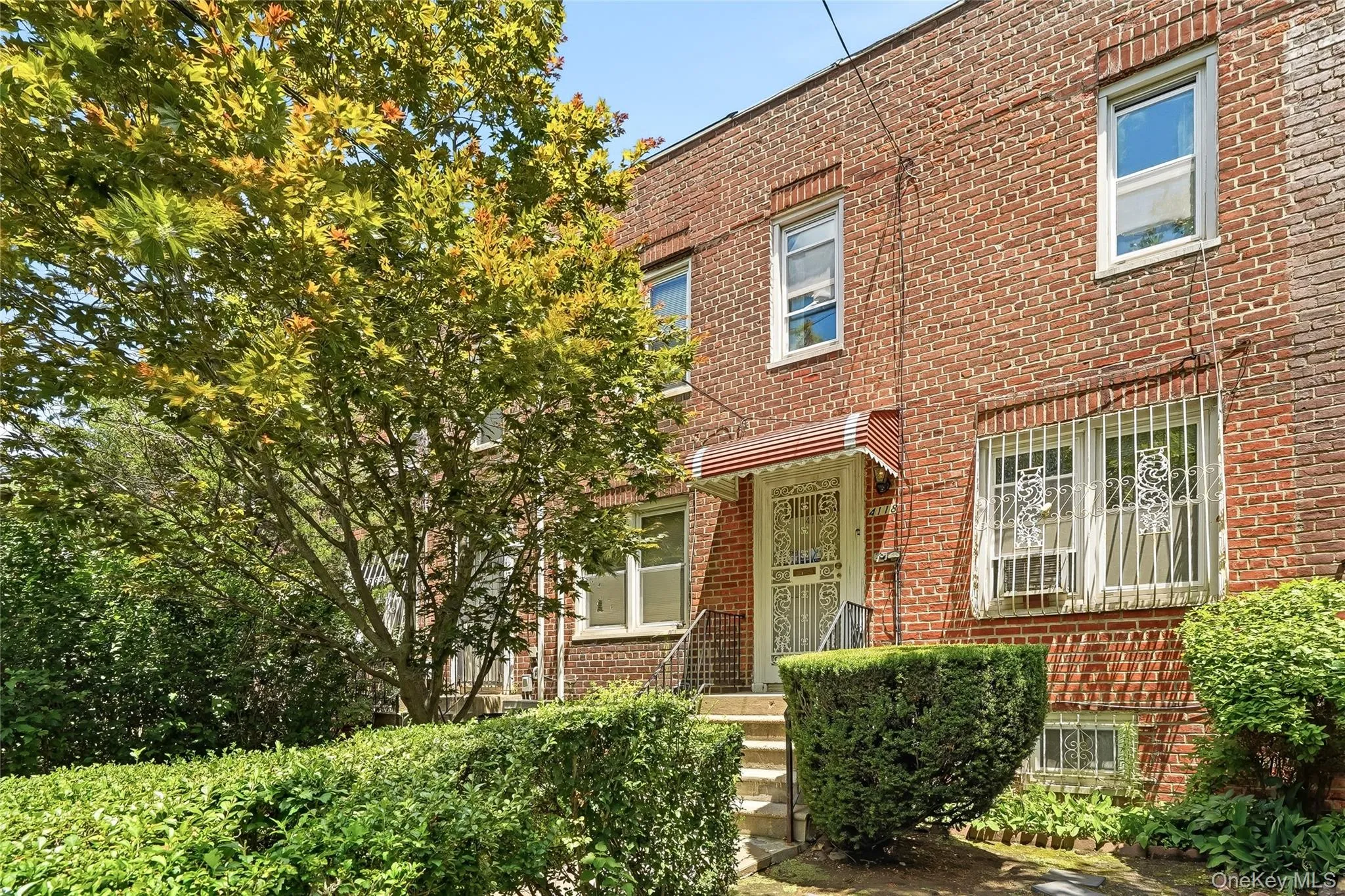 4118 Murdock Avenue, New York, NY, 2 Bedrooms Bedrooms, 6 Rooms Rooms,1 BathroomBathrooms,Residential,For Rent,Murdock,0,KEY1016641 4118 Murdock Avenue, New York, NY, 2 Bedrooms Bedrooms, 6 Rooms Rooms,1 BathroomBathrooms,Residential,For Rent,Murdock,0,KEY1016641