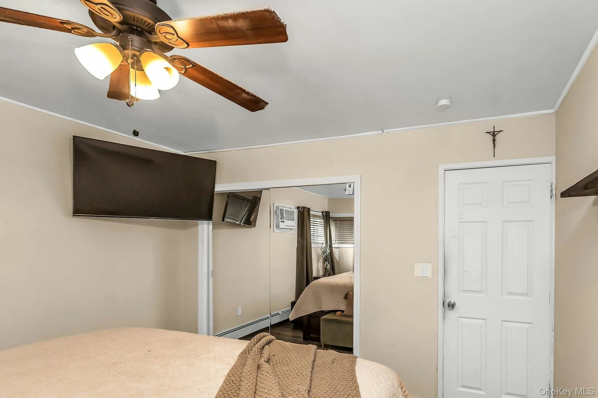 9 Deep Lane, Hempstead, NY, 4 Bedrooms Bedrooms, 8 Rooms Rooms,2 BathroomsBathrooms,Residential,For Rent,Deep,0,1016644 9 Deep Lane, Hempstead, NY, 4 Bedrooms Bedrooms, 8 Rooms Rooms,2 BathroomsBathrooms,Residential,For Rent,Deep,0,1016644