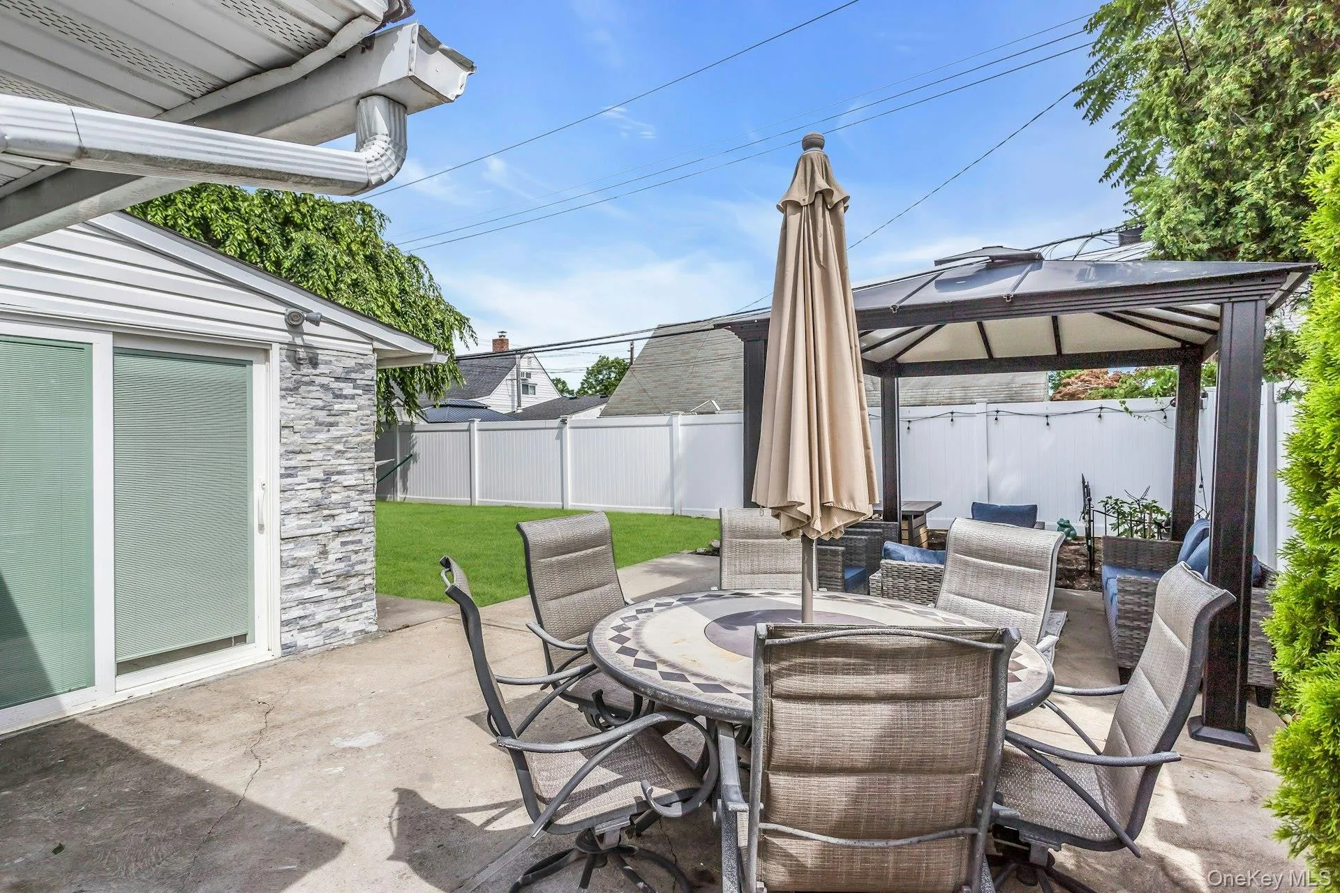 9 Deep Lane, Hempstead, NY, 4 Bedrooms Bedrooms, 8 Rooms Rooms,2 BathroomsBathrooms,Residential,For Rent,Deep,0,1016644 9 Deep Lane, Hempstead, NY, 4 Bedrooms Bedrooms, 8 Rooms Rooms,2 BathroomsBathrooms,Residential,For Rent,Deep,0,1016644