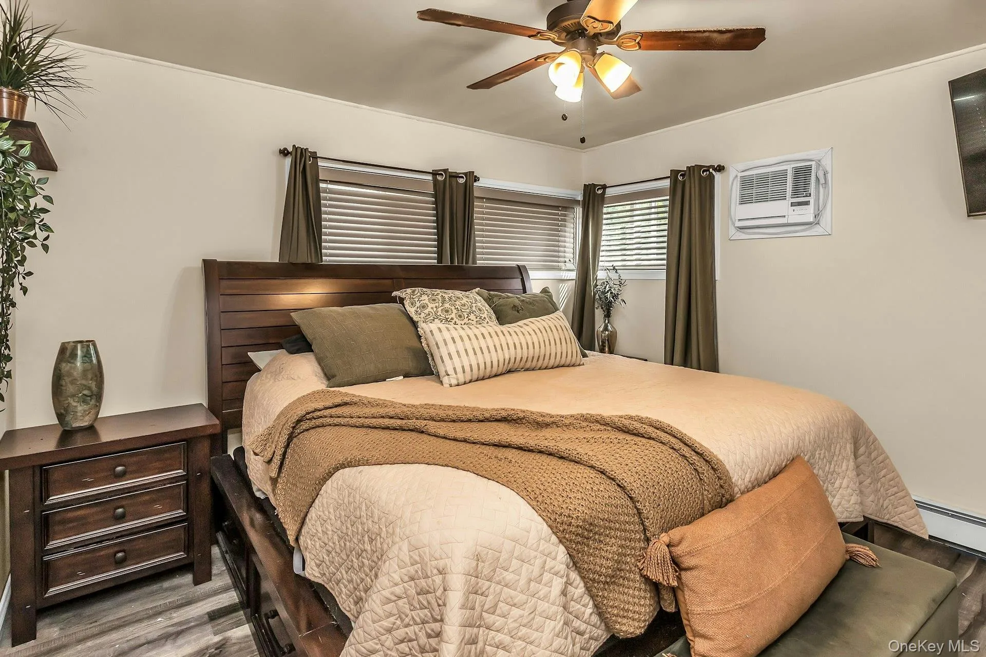 9 Deep Lane, Hempstead, NY, 4 Bedrooms Bedrooms, 8 Rooms Rooms,2 BathroomsBathrooms,Residential,For Rent,Deep,0,1016644 9 Deep Lane, Hempstead, NY, 4 Bedrooms Bedrooms, 8 Rooms Rooms,2 BathroomsBathrooms,Residential,For Rent,Deep,0,1016644