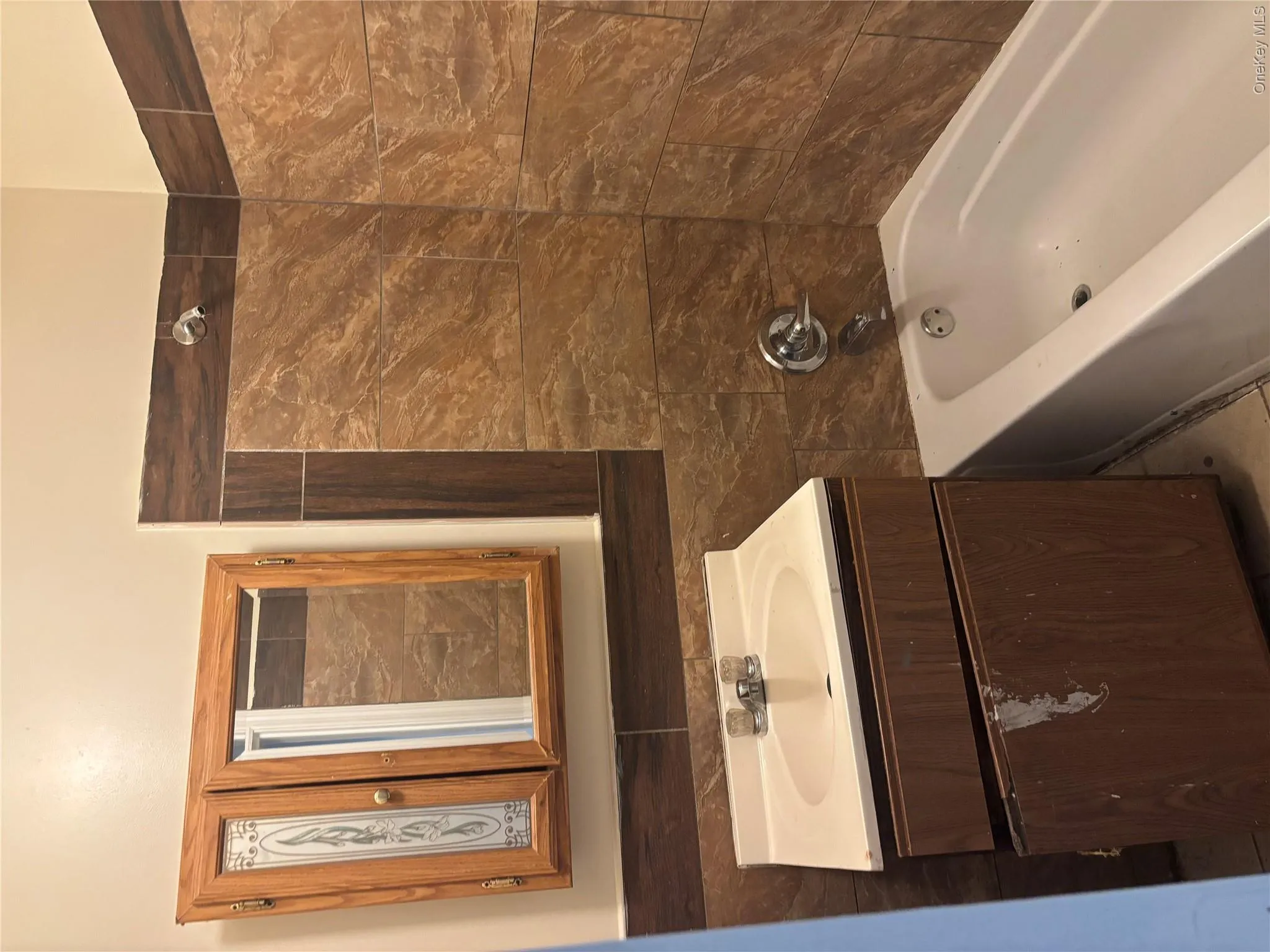 204 South Street, Newburgh (city), NY, 2 Bedrooms Bedrooms, 5 Rooms Rooms,1 BathroomBathrooms,Residential Lease,For Rent,South,0,KEY1016647 204 South Street, Newburgh (city), NY, 2 Bedrooms Bedrooms, 5 Rooms Rooms,1 BathroomBathrooms,Residential Lease,For Rent,South,0,KEY1016647