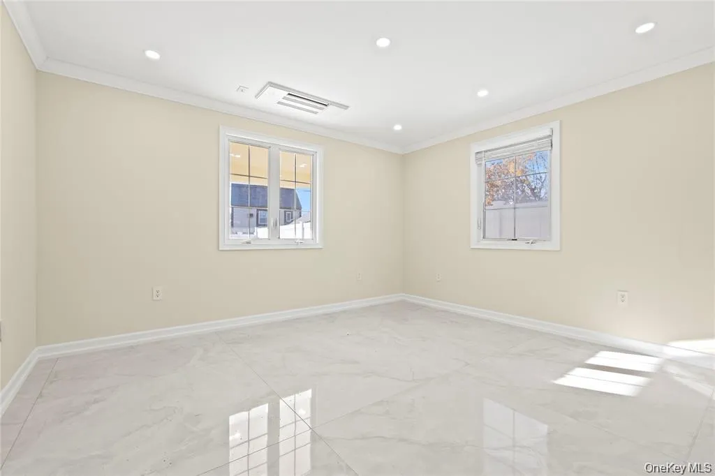 7662 174th Street, New York, NY, 5 Bedrooms Bedrooms, 10 Rooms Rooms,5 BathroomsBathrooms,Residential Lease,For Rent,174th,0,1016648 7662 174th Street, New York, NY, 5 Bedrooms Bedrooms, 10 Rooms Rooms,5 BathroomsBathrooms,Residential Lease,For Rent,174th,0,1016648