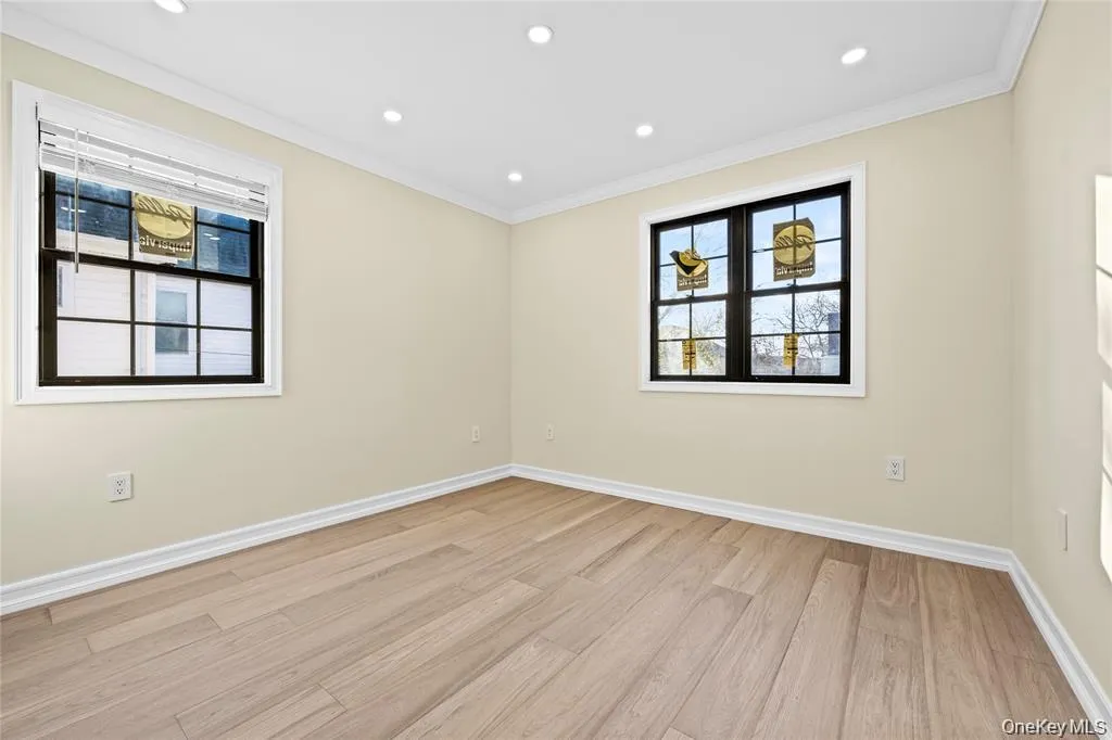 7662 174th Street, New York, NY, 5 Bedrooms Bedrooms, 10 Rooms Rooms,5 BathroomsBathrooms,Residential Lease,For Rent,174th,0,1016648 7662 174th Street, New York, NY, 5 Bedrooms Bedrooms, 10 Rooms Rooms,5 BathroomsBathrooms,Residential Lease,For Rent,174th,0,1016648