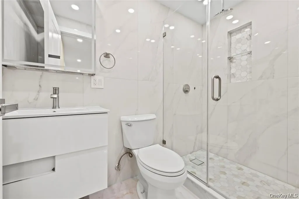 7662 174th Street, New York, NY, 5 Bedrooms Bedrooms, 10 Rooms Rooms,5 BathroomsBathrooms,Residential Lease,For Rent,174th,0,1016648 7662 174th Street, New York, NY, 5 Bedrooms Bedrooms, 10 Rooms Rooms,5 BathroomsBathrooms,Residential Lease,For Rent,174th,0,1016648