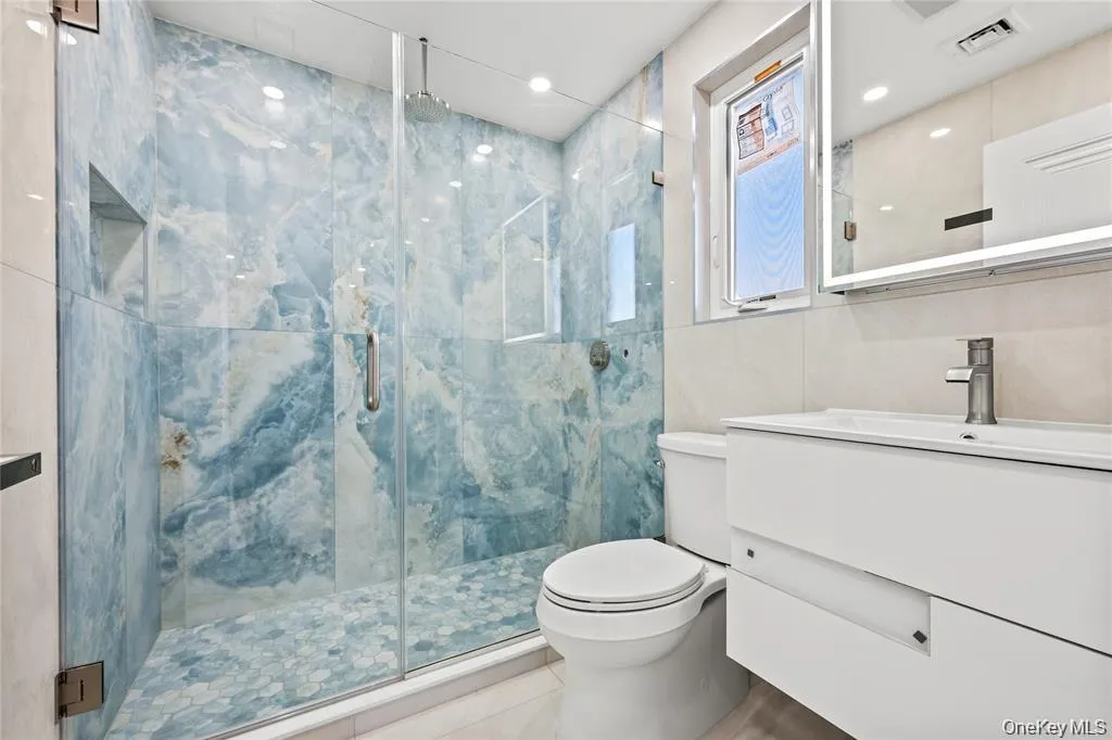 7662 174th Street, New York, NY, 5 Bedrooms Bedrooms, 10 Rooms Rooms,5 BathroomsBathrooms,Residential Lease,For Rent,174th,0,1016648 7662 174th Street, New York, NY, 5 Bedrooms Bedrooms, 10 Rooms Rooms,5 BathroomsBathrooms,Residential Lease,For Rent,174th,0,1016648