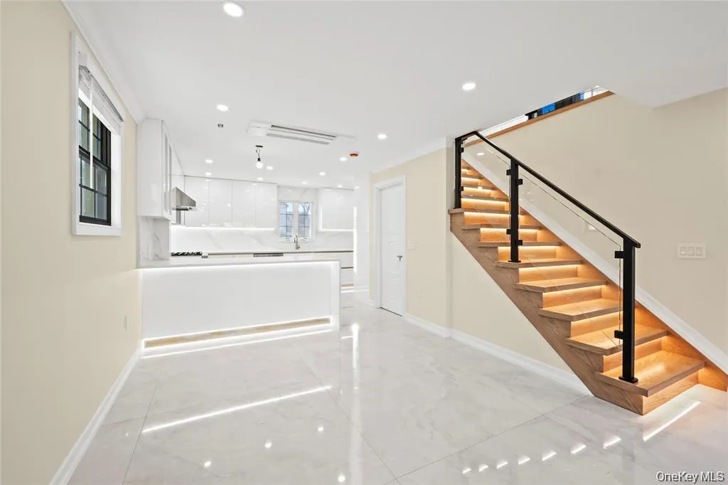 7662 174th Street, New York, NY, 5 Bedrooms Bedrooms, 10 Rooms Rooms,5 BathroomsBathrooms,Residential Lease,For Rent,174th,0,1016648 7662 174th Street, New York, NY, 5 Bedrooms Bedrooms, 10 Rooms Rooms,5 BathroomsBathrooms,Residential Lease,For Rent,174th,0,1016648