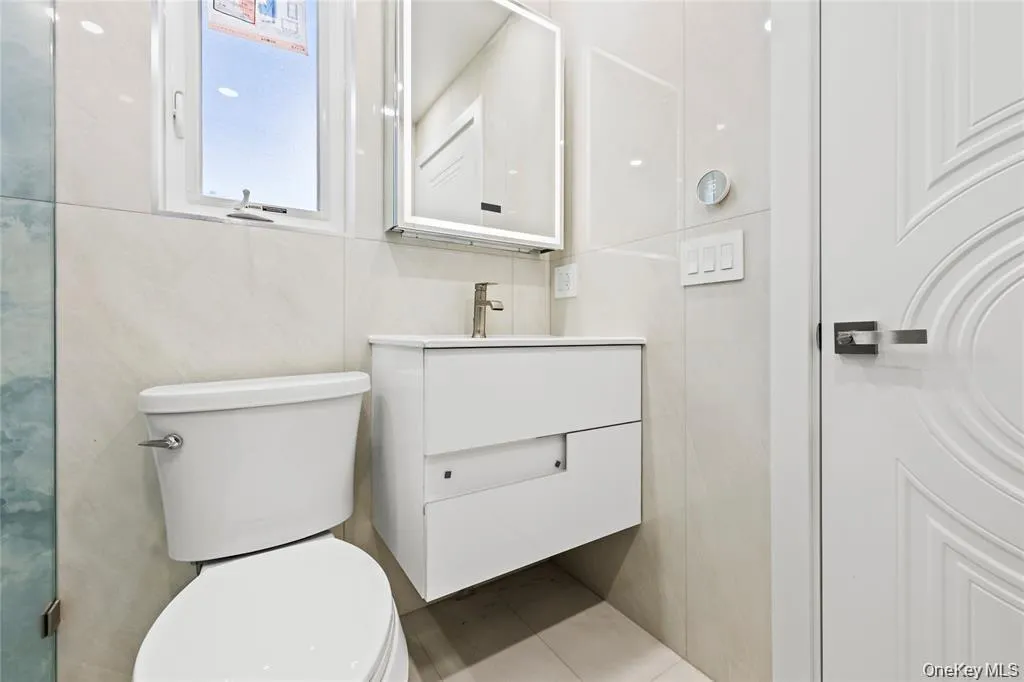 7662 174th Street, New York, NY, 5 Bedrooms Bedrooms, 10 Rooms Rooms,5 BathroomsBathrooms,Residential Lease,For Rent,174th,0,1016648 7662 174th Street, New York, NY, 5 Bedrooms Bedrooms, 10 Rooms Rooms,5 BathroomsBathrooms,Residential Lease,For Rent,174th,0,1016648